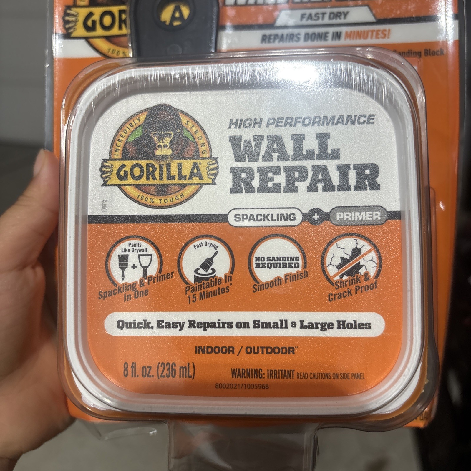 Gorilla High Performance Wall Repair Kit Spackling + Primer 109228