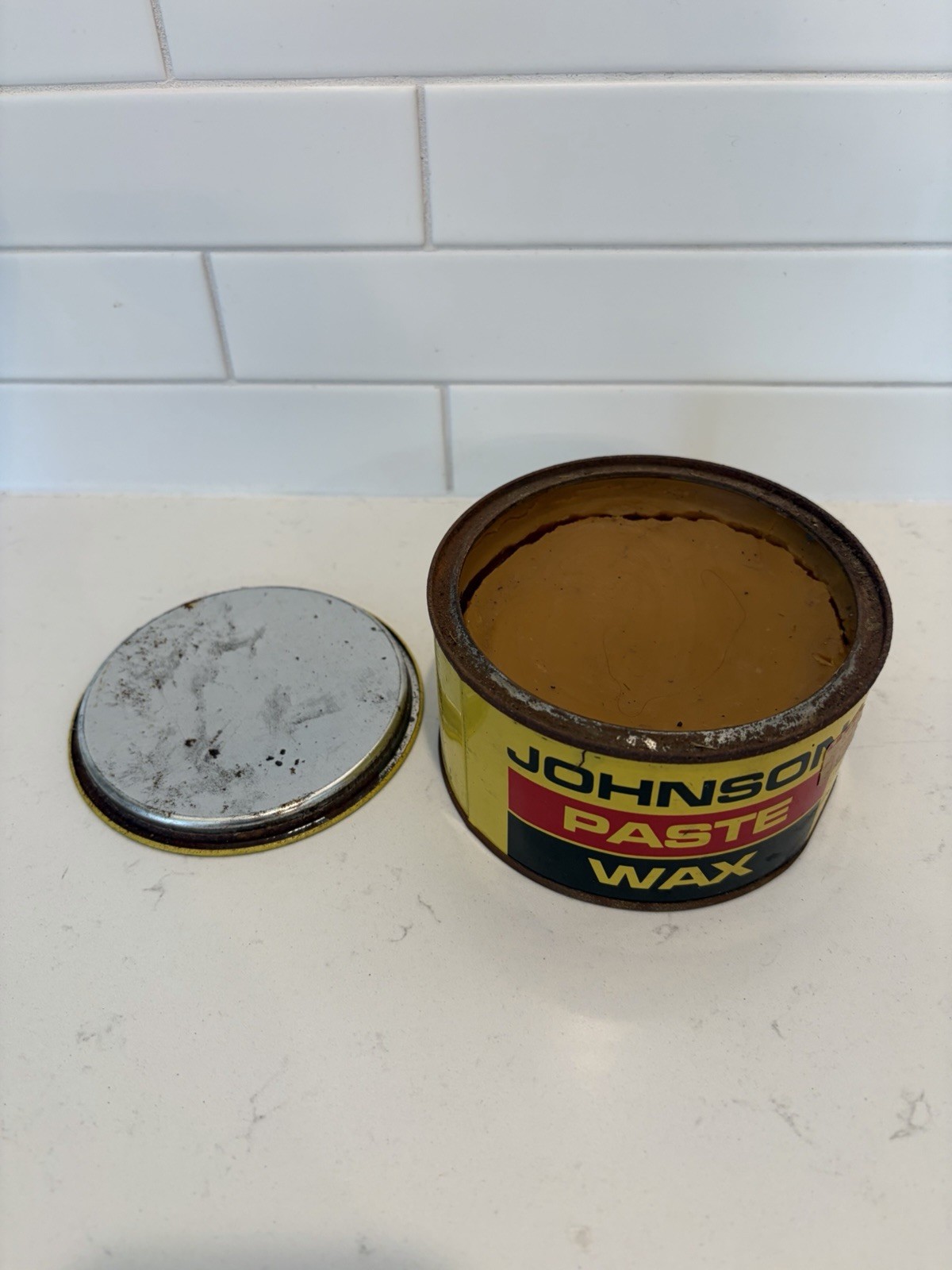 Johnson Paste Wax 1 lb Can, Gloss Clear Finish for Interior Wood & Floors