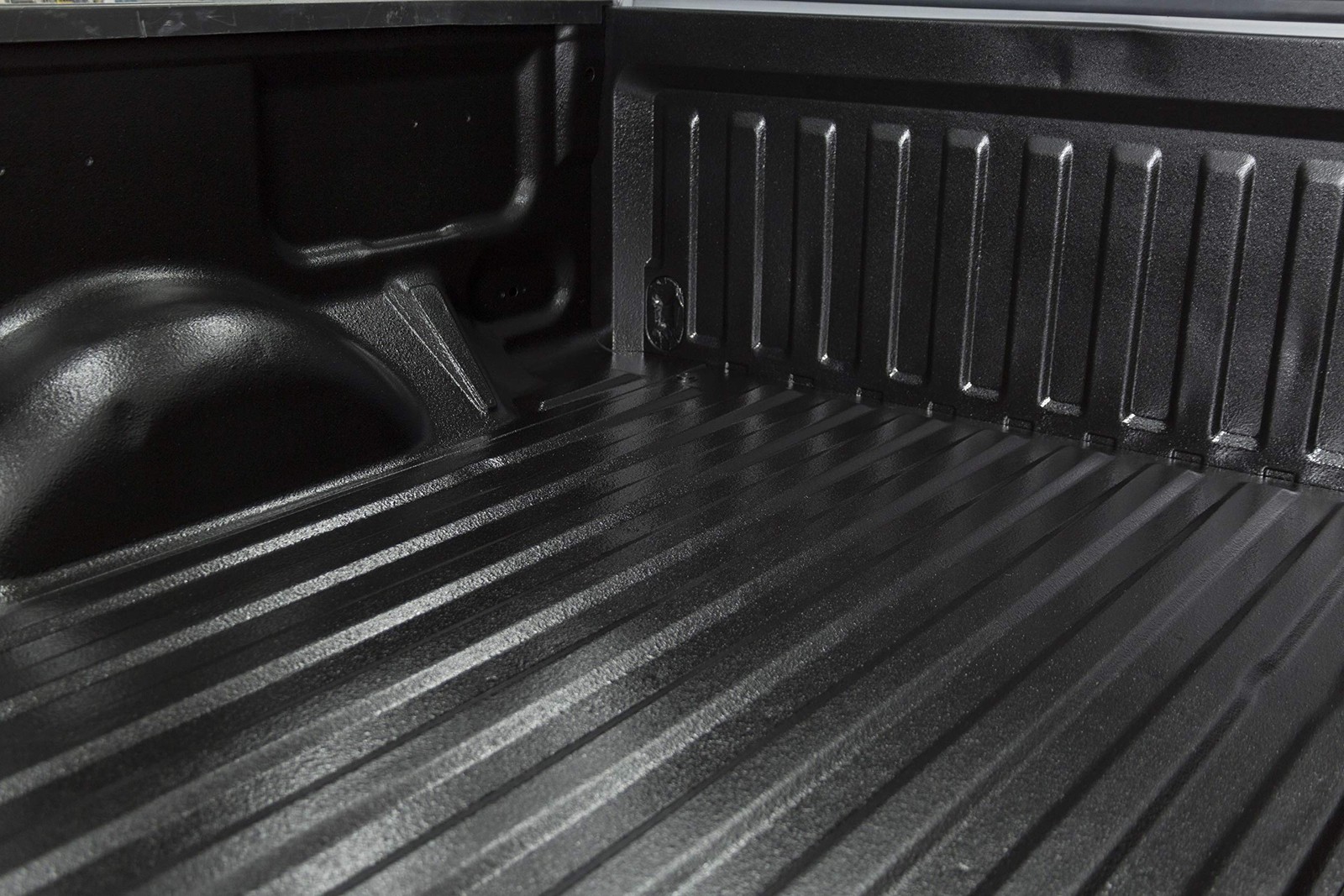 Rust Oleum Truck Bed Coating 32 Fl Oz Durable Protective Liner Non Slip Finish