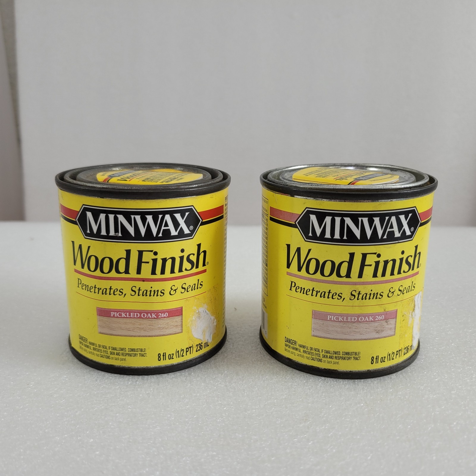 Lot of 2, Minwax 260 Pickled Oak 1/2 pint Wood Finish Oil-Based Wood Stain