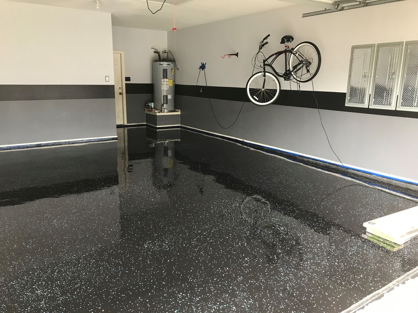 Better Epoxy Flooring Kit – 2 Coat System – 500 sq ft 20 mil Thickness