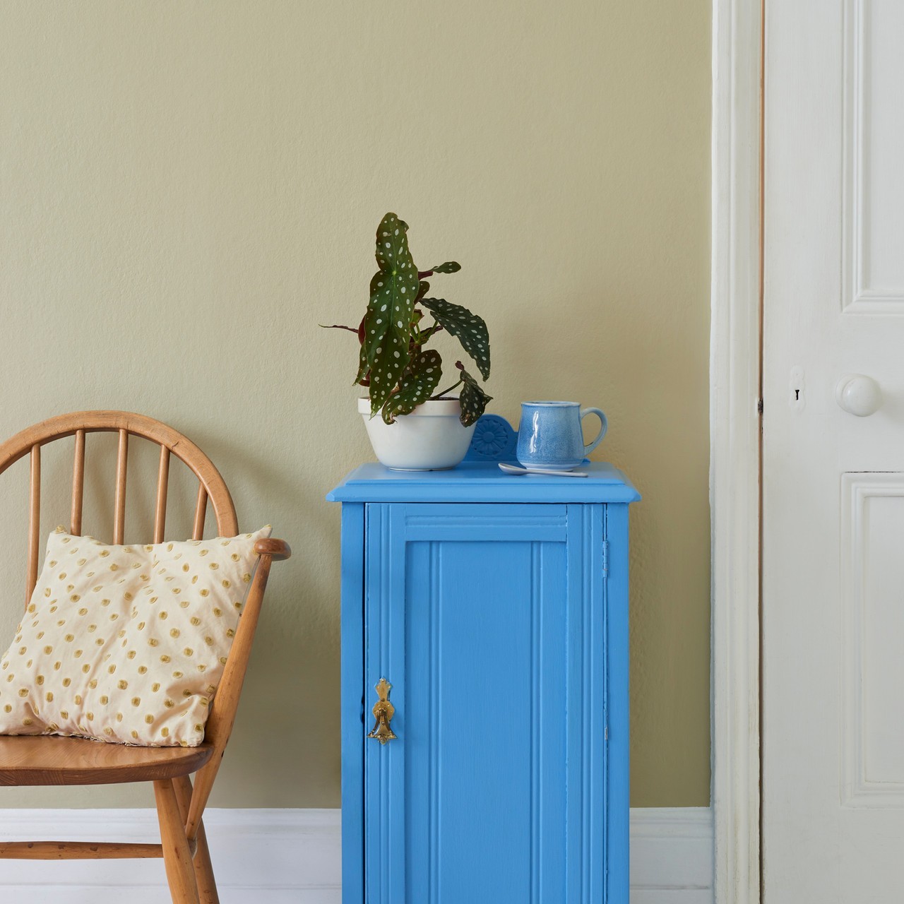 Super Gloss Enamel cornflower blue Paint for Wood, Metal. plastic,concret 1000ml