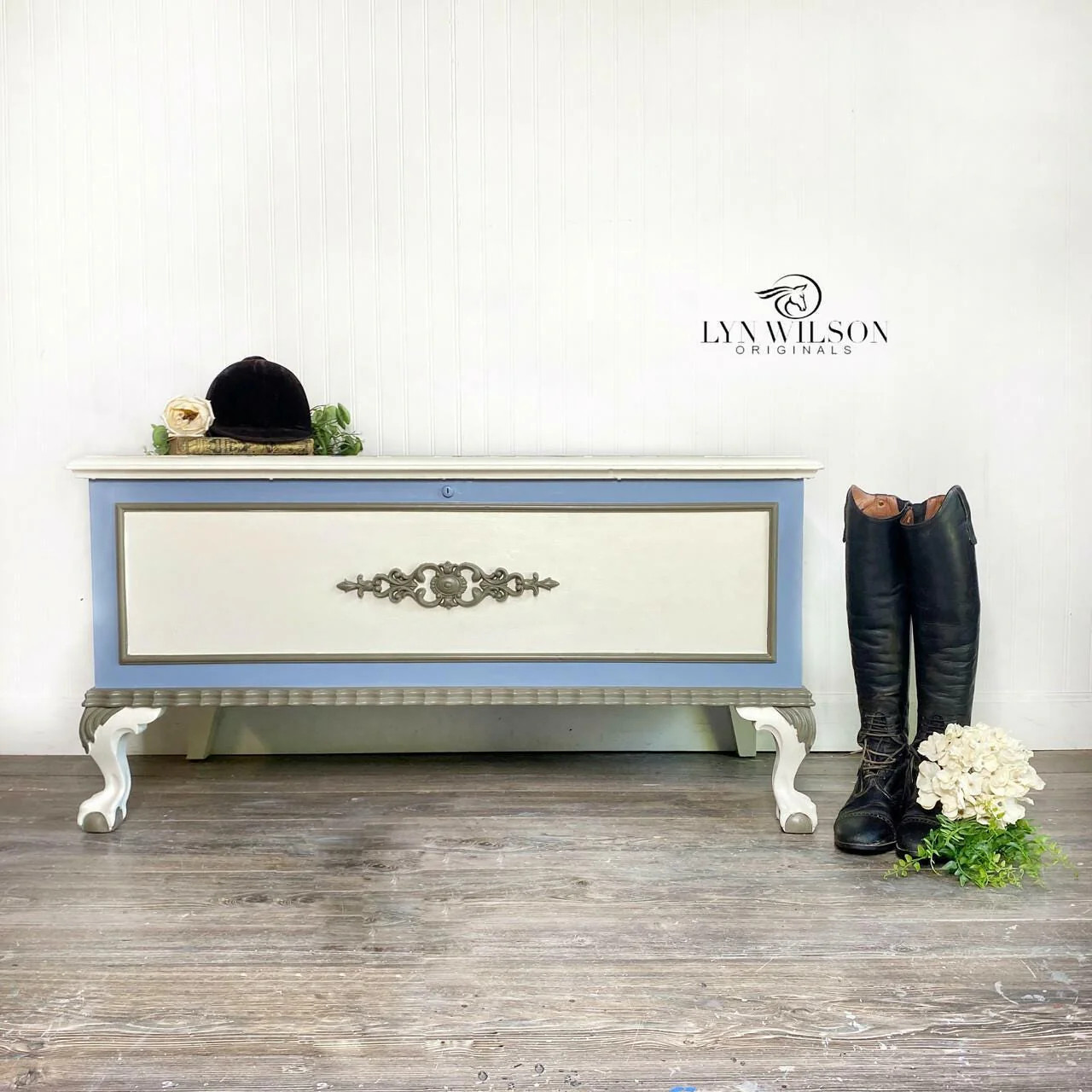 QUIET COVE | Dixie Belle Silk Paint | gray blue | Furniture Paint