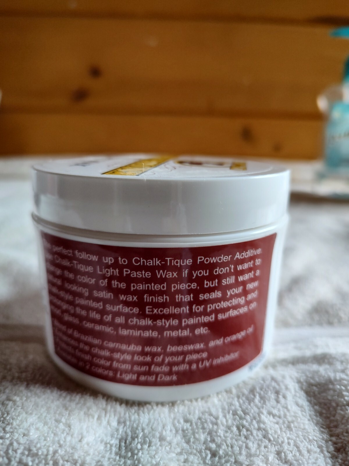 HOWARD’S Chalk-Tique Light Paste Wax