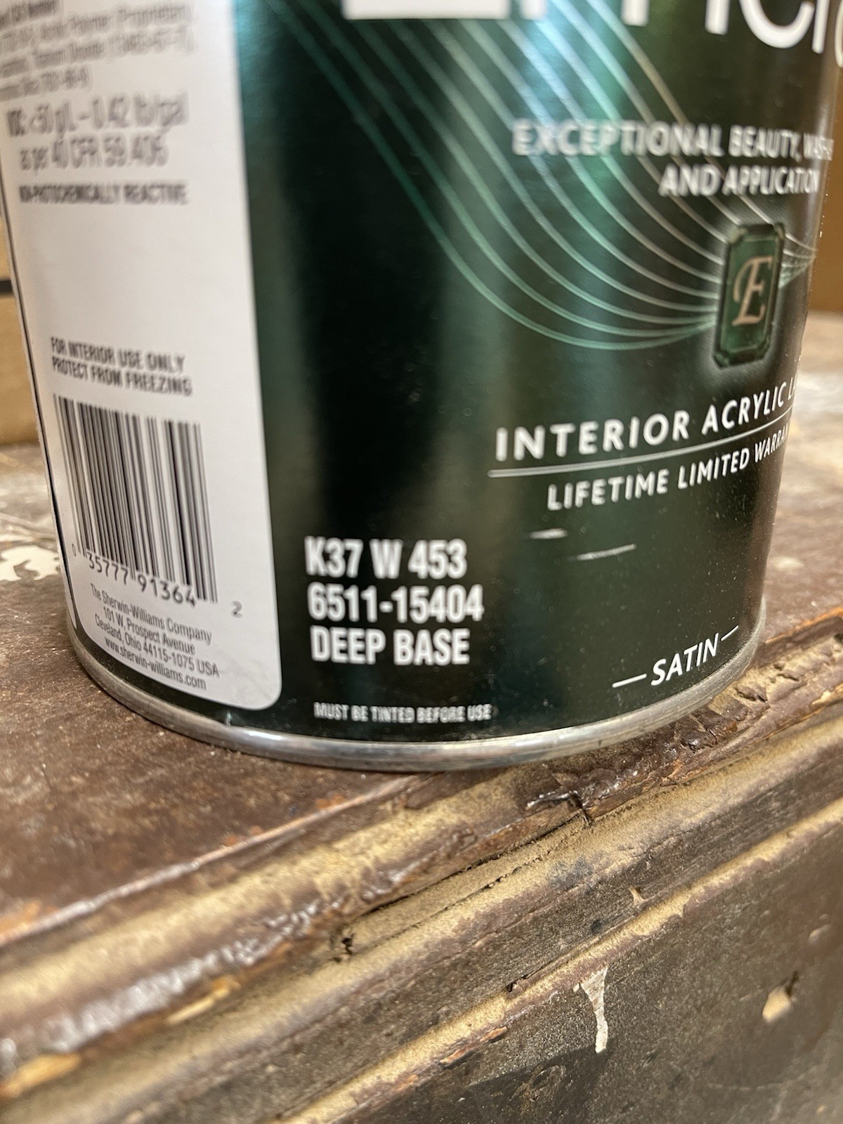 Quart Sherwin Williams Emerald Latex Water Based Paint /Deep Base/ Satin