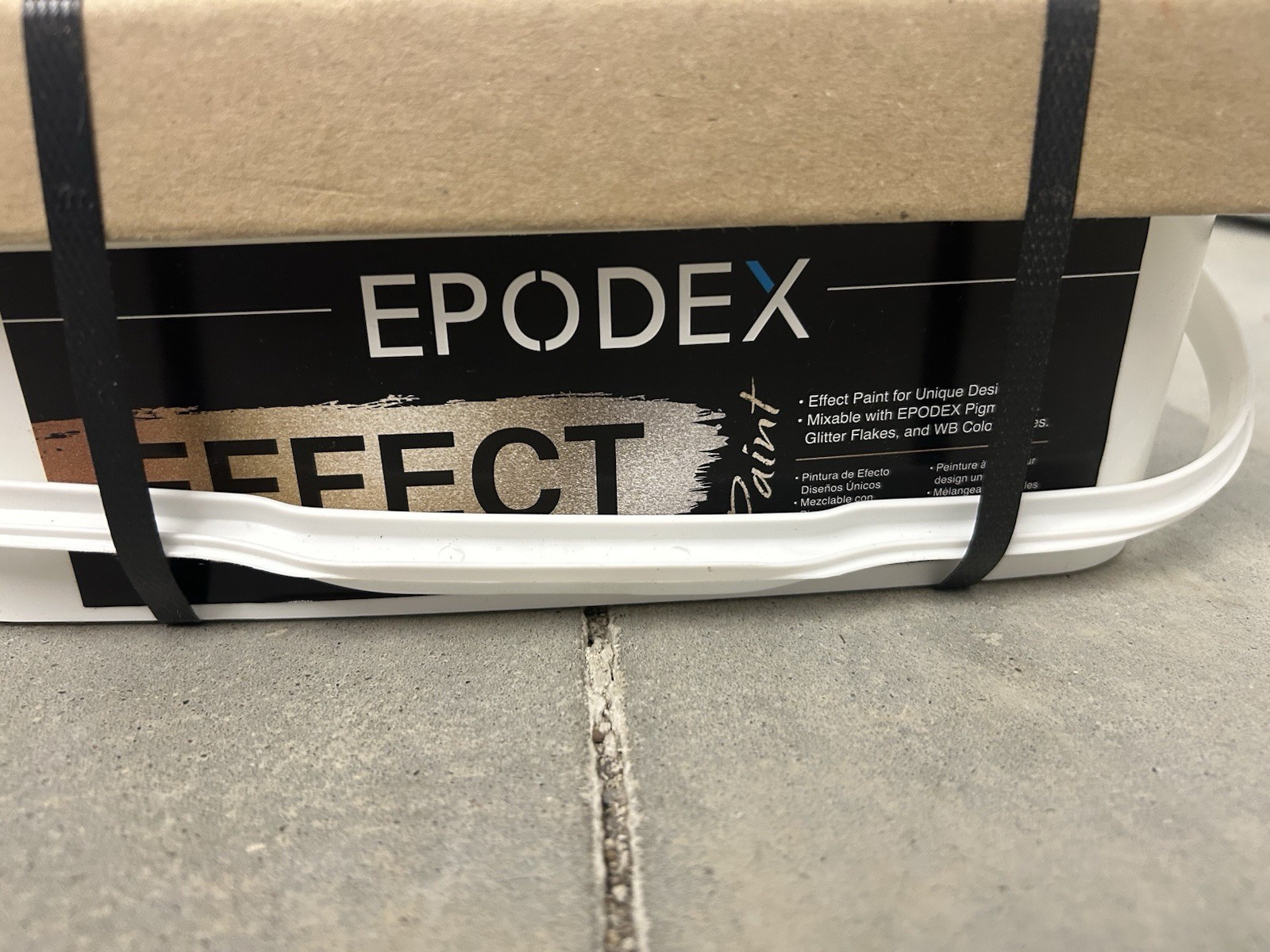 Epodex Epoxy Primer And Paint With Anthracite Gray Pigment Bottles