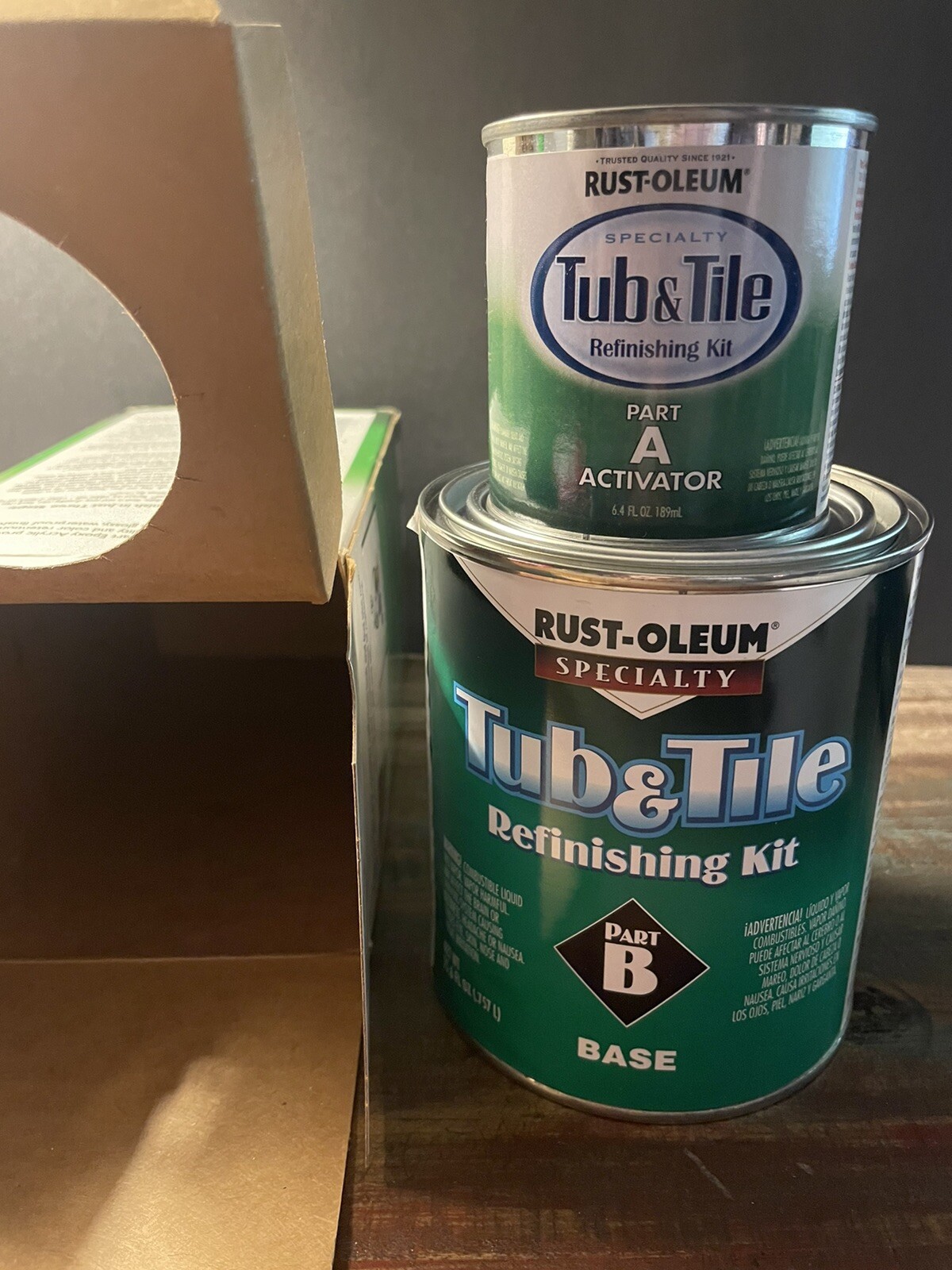 NEW Rust-Oleum TUB & TILE 2-Part Refinishing KIT WHITE epoxy acrylic 7860519 QT
