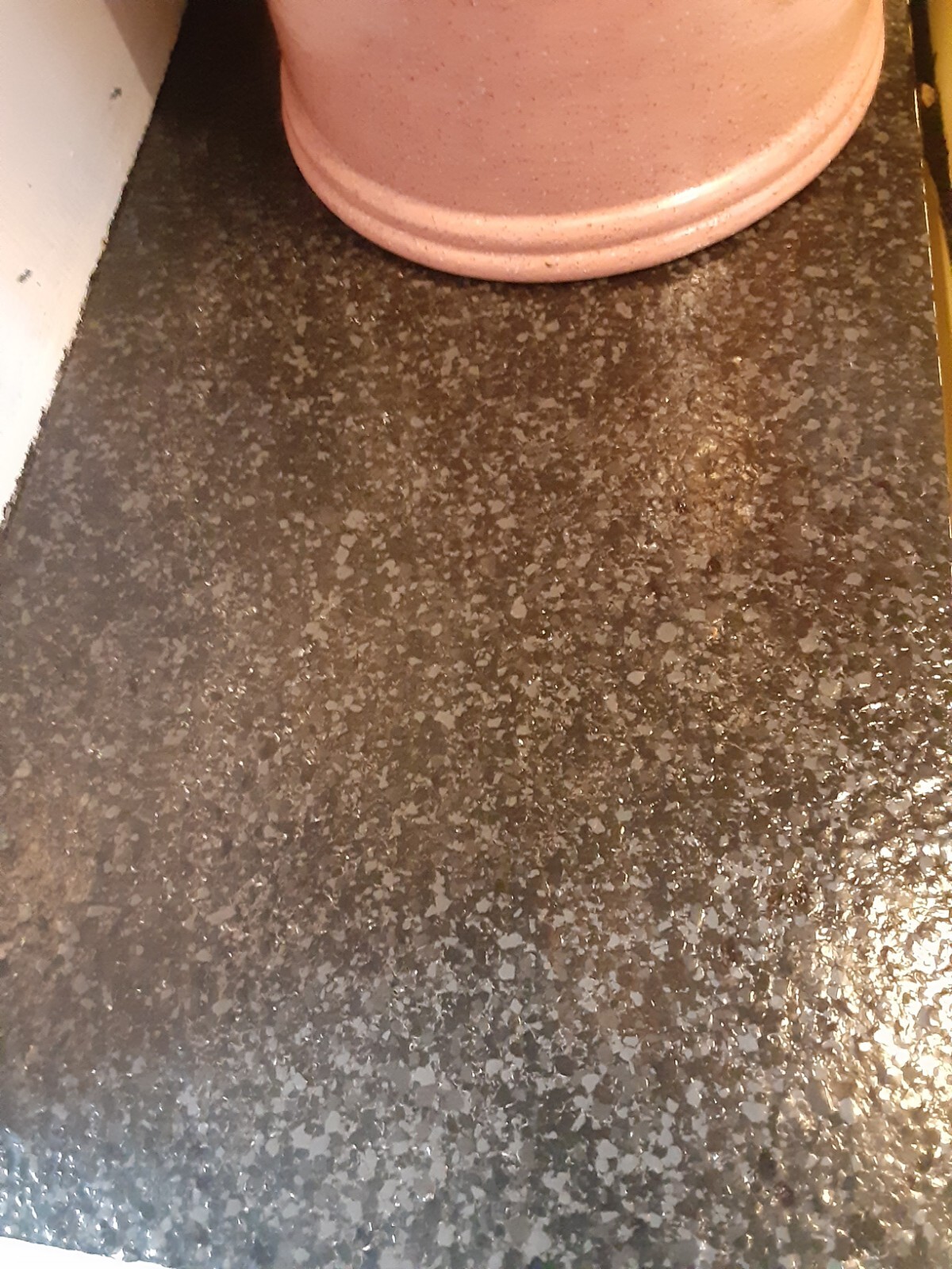 Countertop Transformations Black Color Chips Charcoal Rust-Oleum Bag Of Flakes