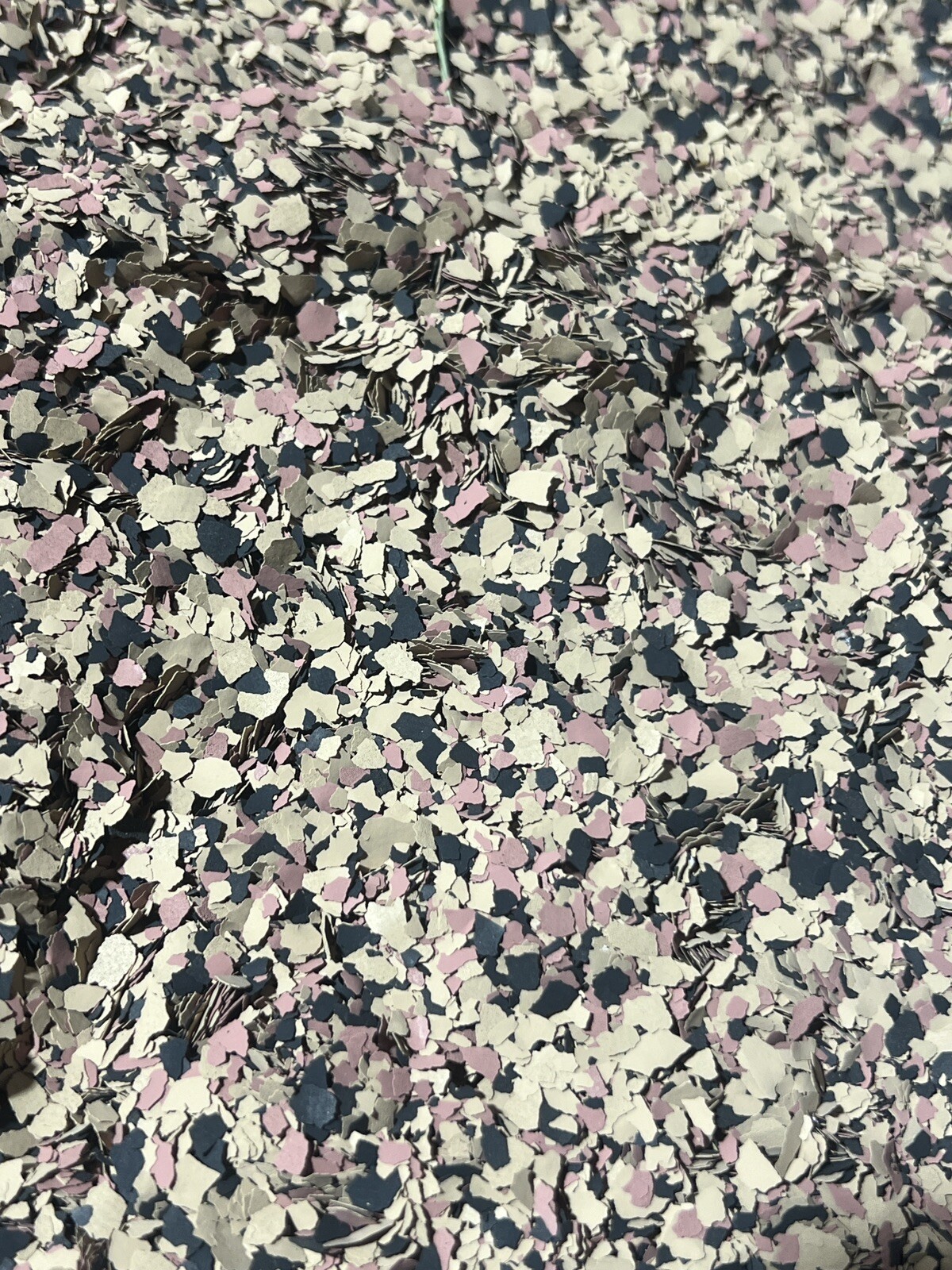 1 Pound Decorative Color Chips Epoxy Floor Flakes Garage Black Tan White