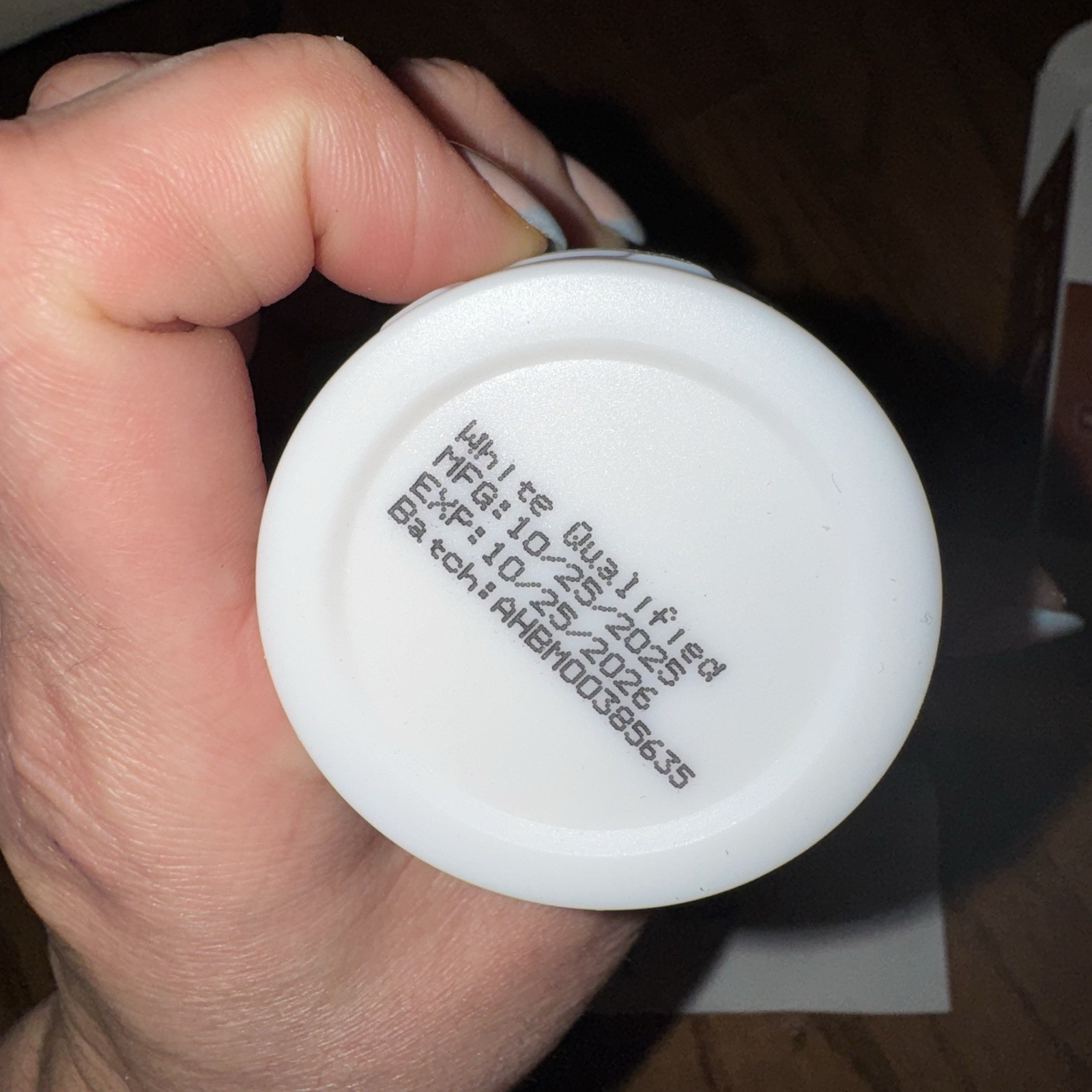All-in-One Paint White, Touch-Up Paint for Furniture, Cabinets, Wood, Metal