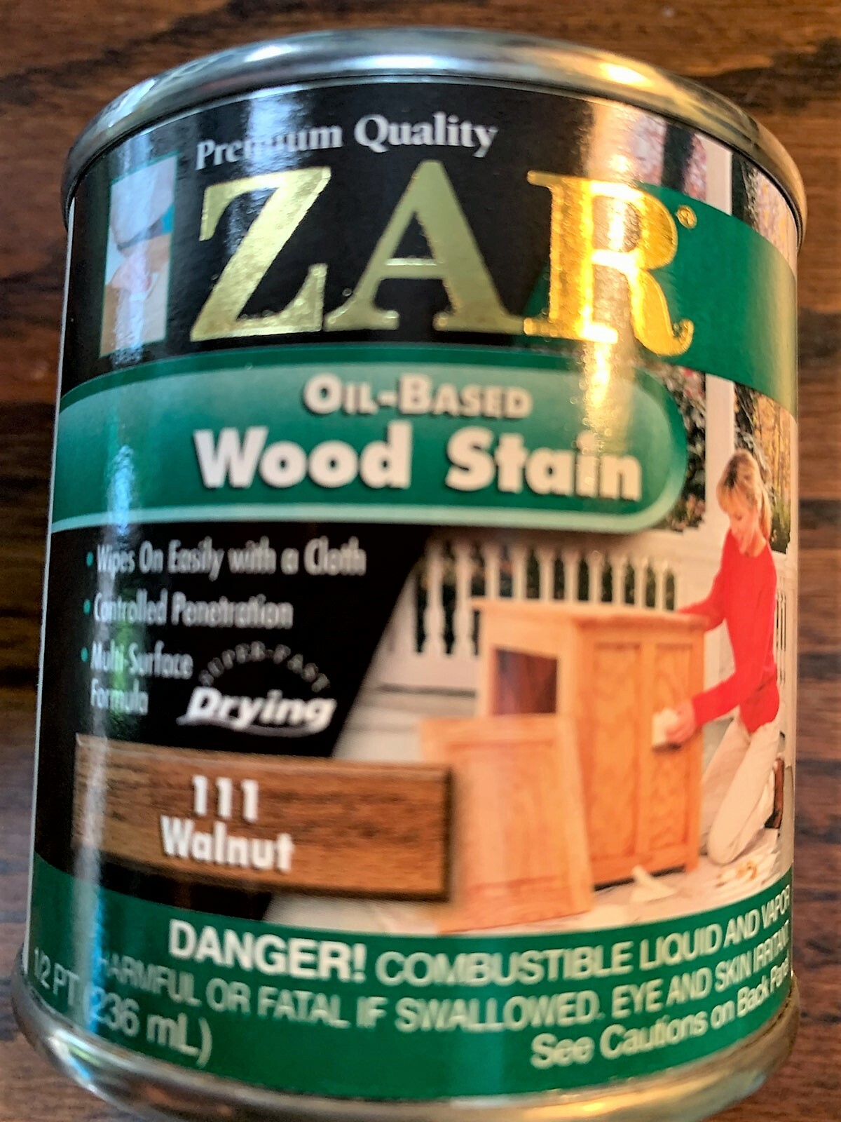 Zar Interior Stain, 111 WALNUT, 1/2 pint