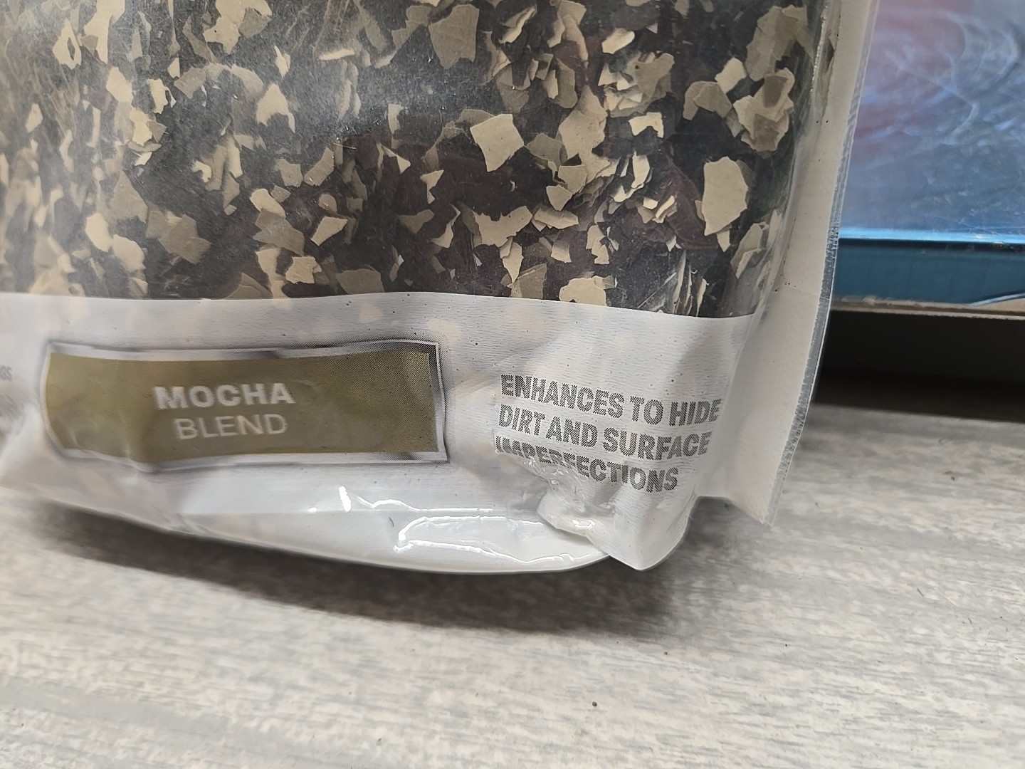 Rust-Oleum Decorative Color Chips Mocha Blend For Concrete Coatings- 1 lb Bag