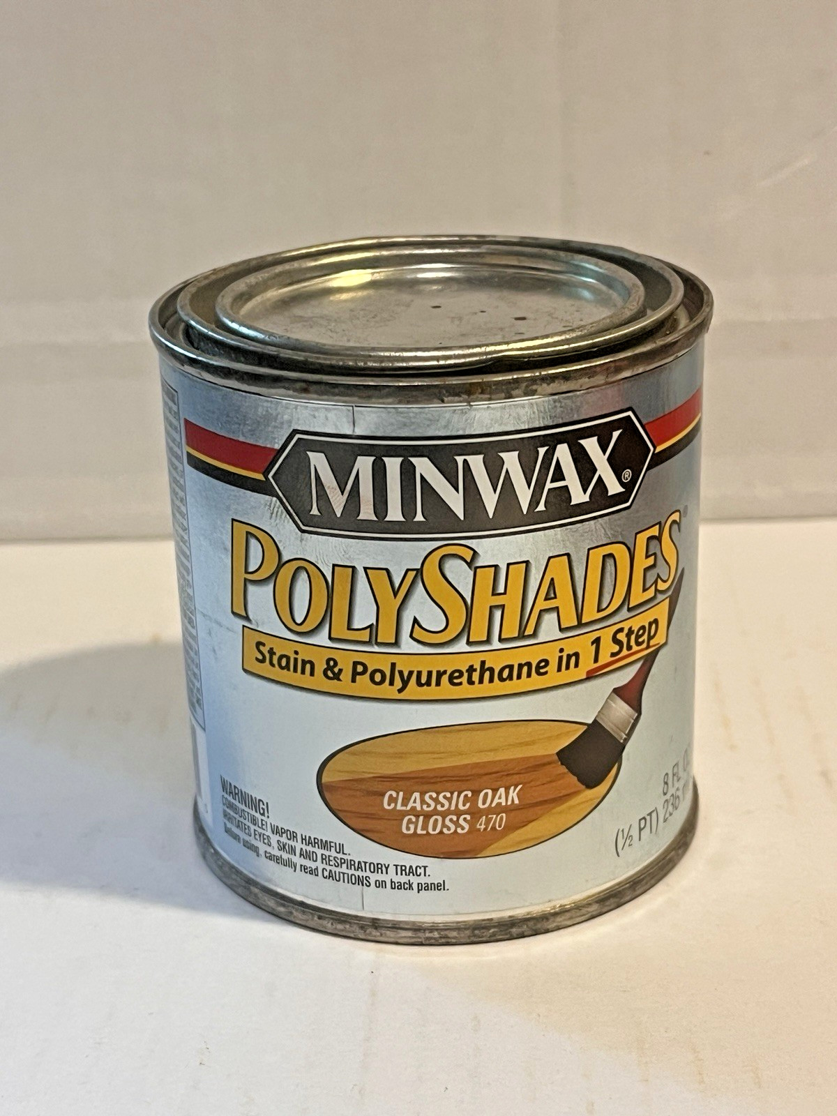 Minwax Polyshades, 1 Step Wood Stain + Polyurethane, Classic Oak Gloss, 8 oz