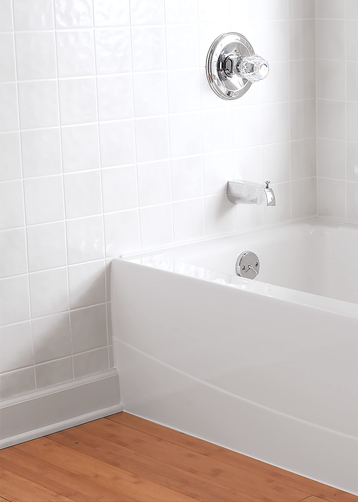 Rust Oleum Tub and Tile Touch Up Paint High Gloss 0.54 Fl Oz White Quick Dry