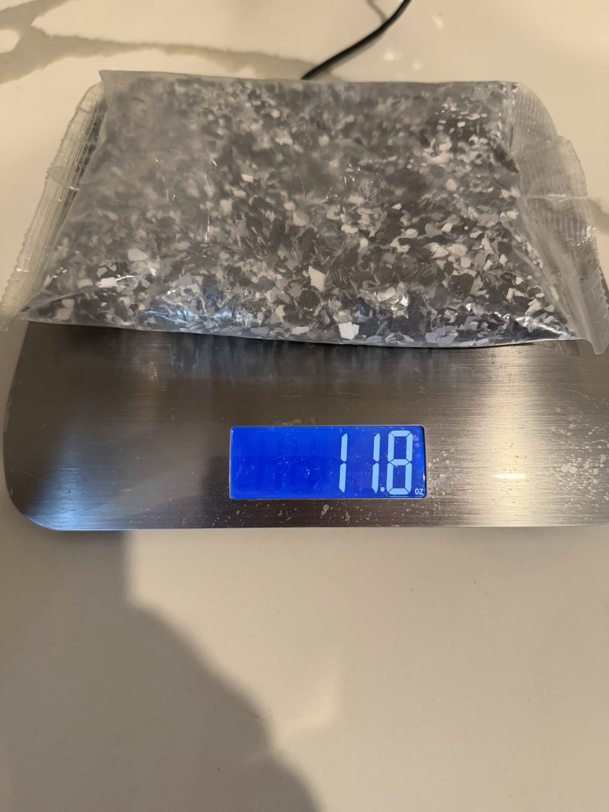 Rustoleum Decorative Color Chips – Glacier Gray – Bag of Epoxy Floor Additive