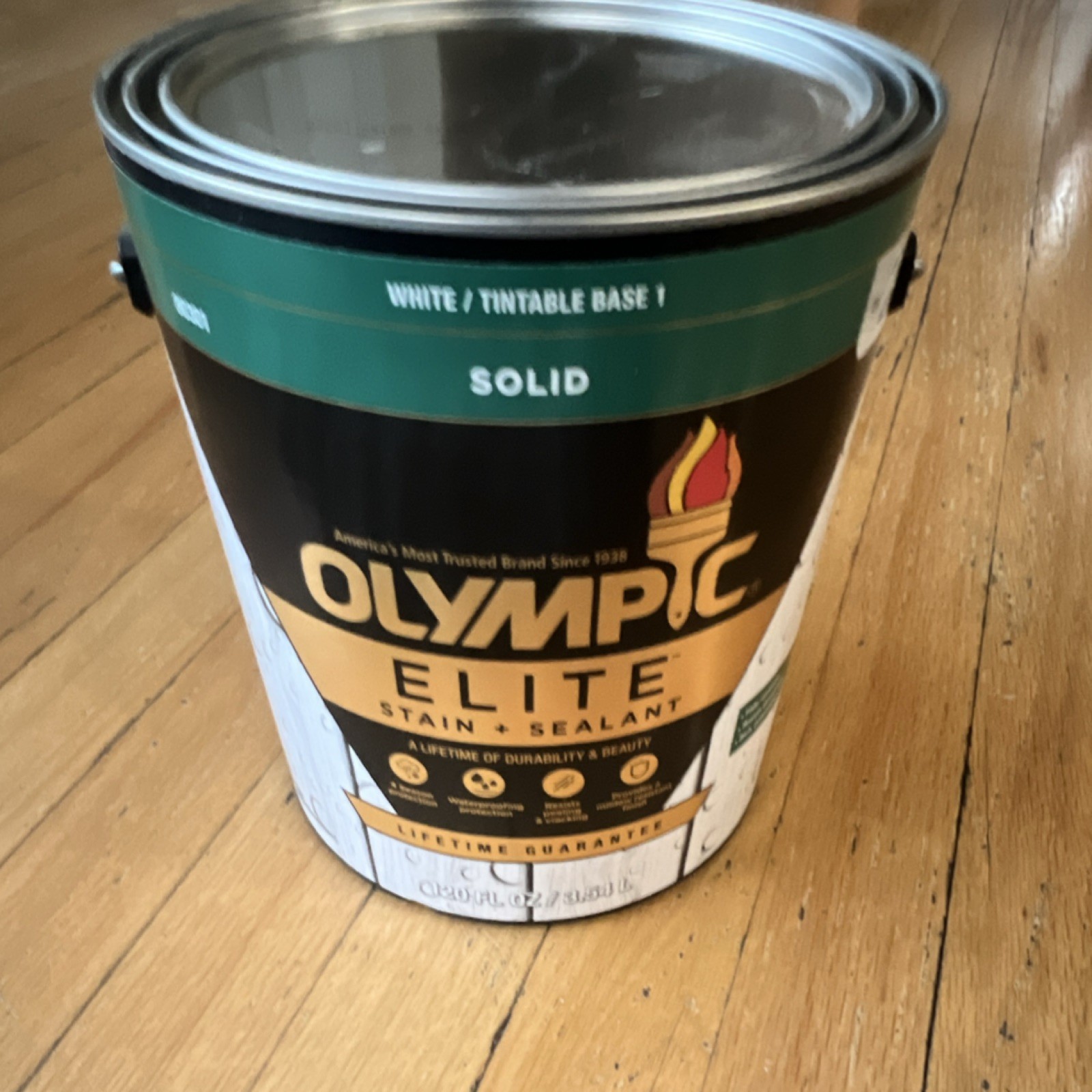 Olympic Elite Stain + Sealant Solid White Liquid 1 Gallon