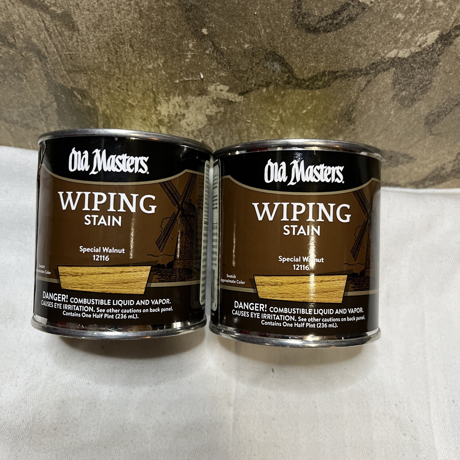 Lot Of 2 OLD MASTERS WIPING STAIN SPECIAL WALNUT 12116 HALF PINT 8 oz 236 ml
