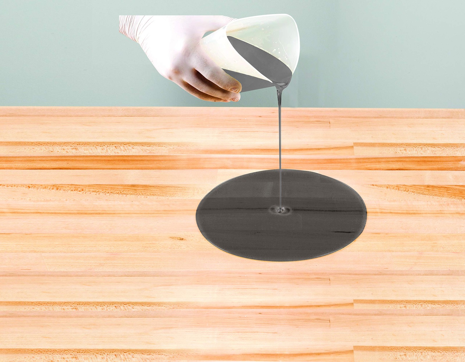 Varathane 363902 Super Glaze Pour-On High Gloss Epoxy Quart Charcoal
