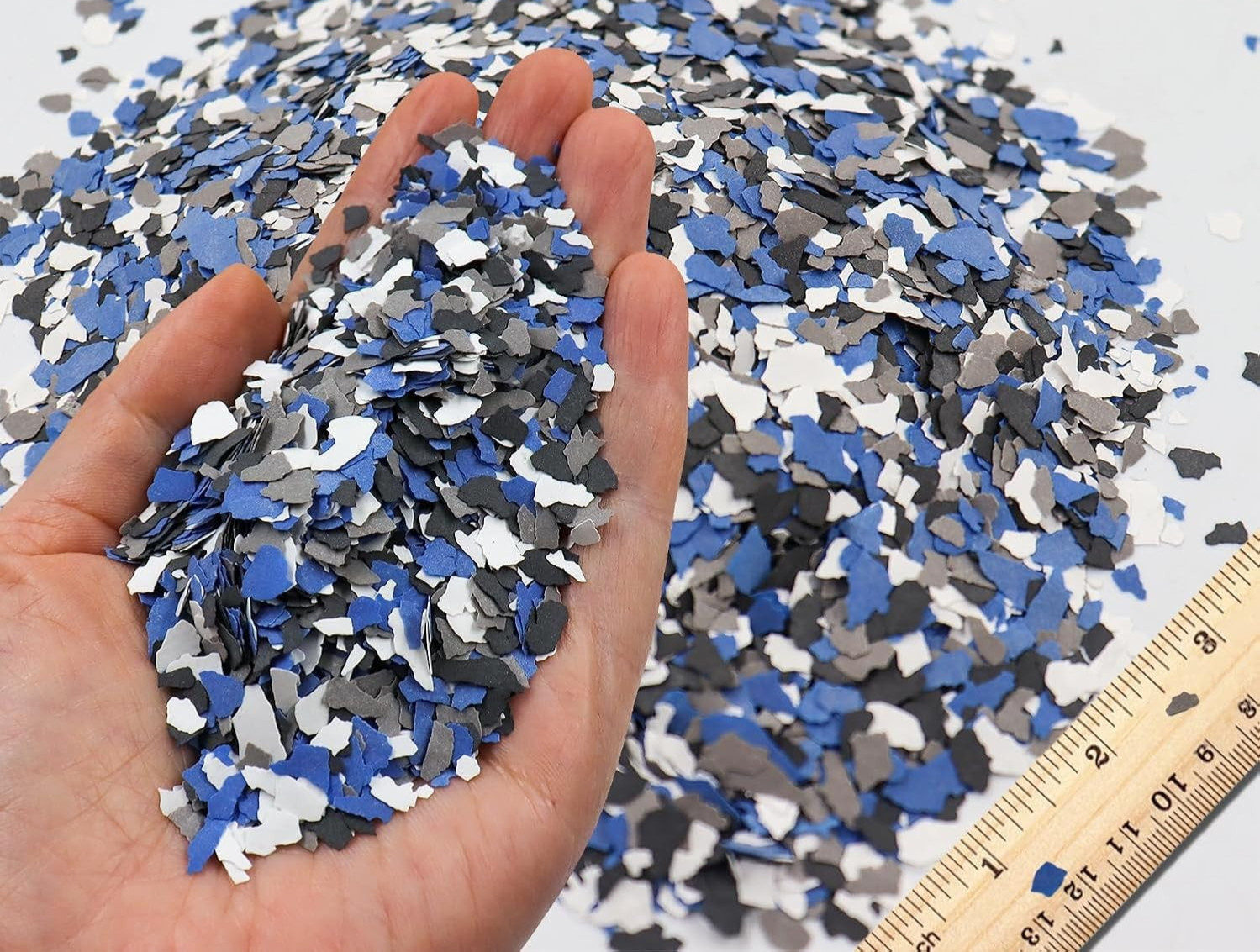 2Lb PREMIER GARAGE 1/4″ Color Chips, SWOOP Epoxy Paint Flakes Garage Floor