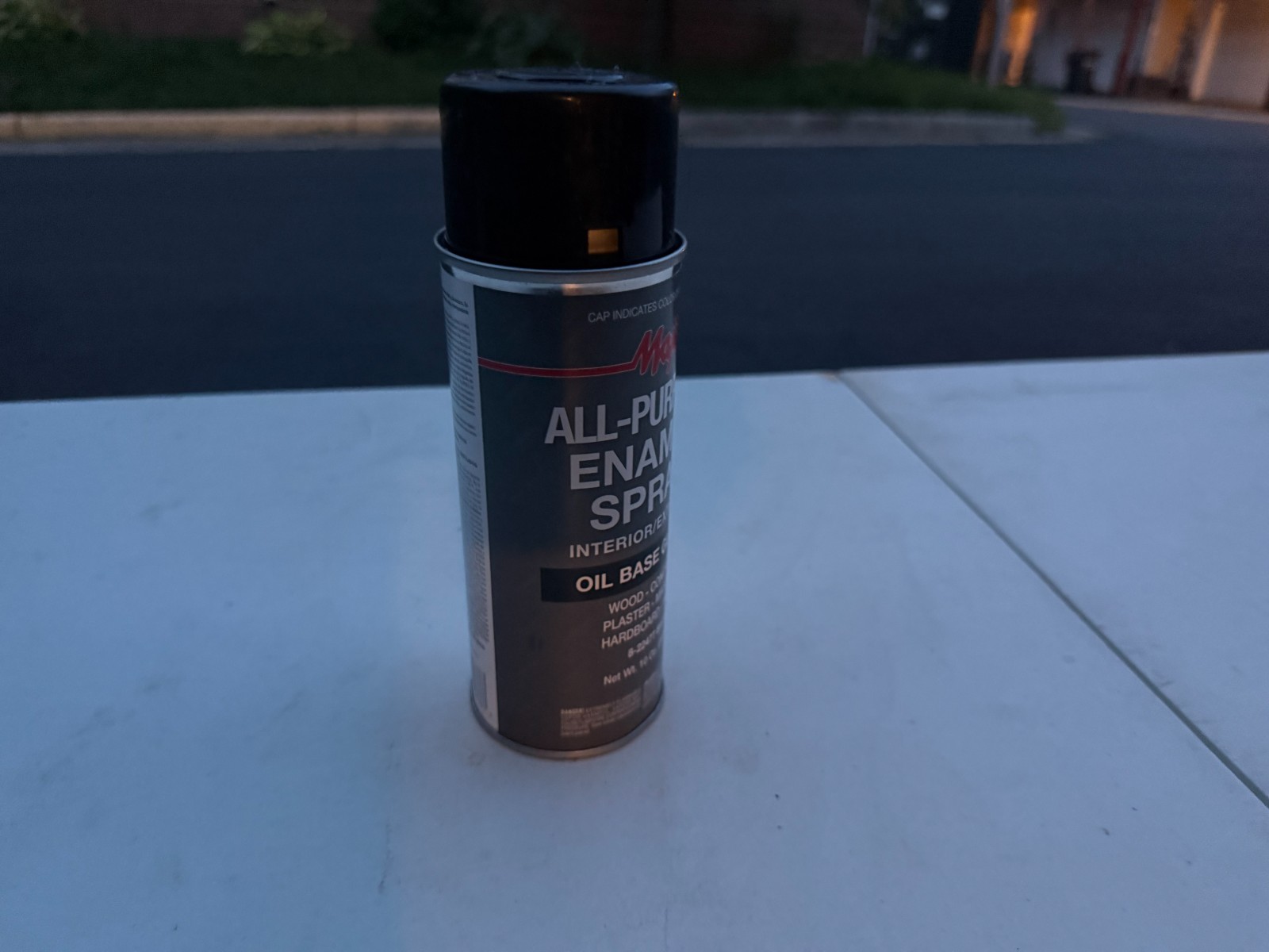 Majic All-Purpose Enamel Spray Paint – Black (Gloss) – 10 oz.