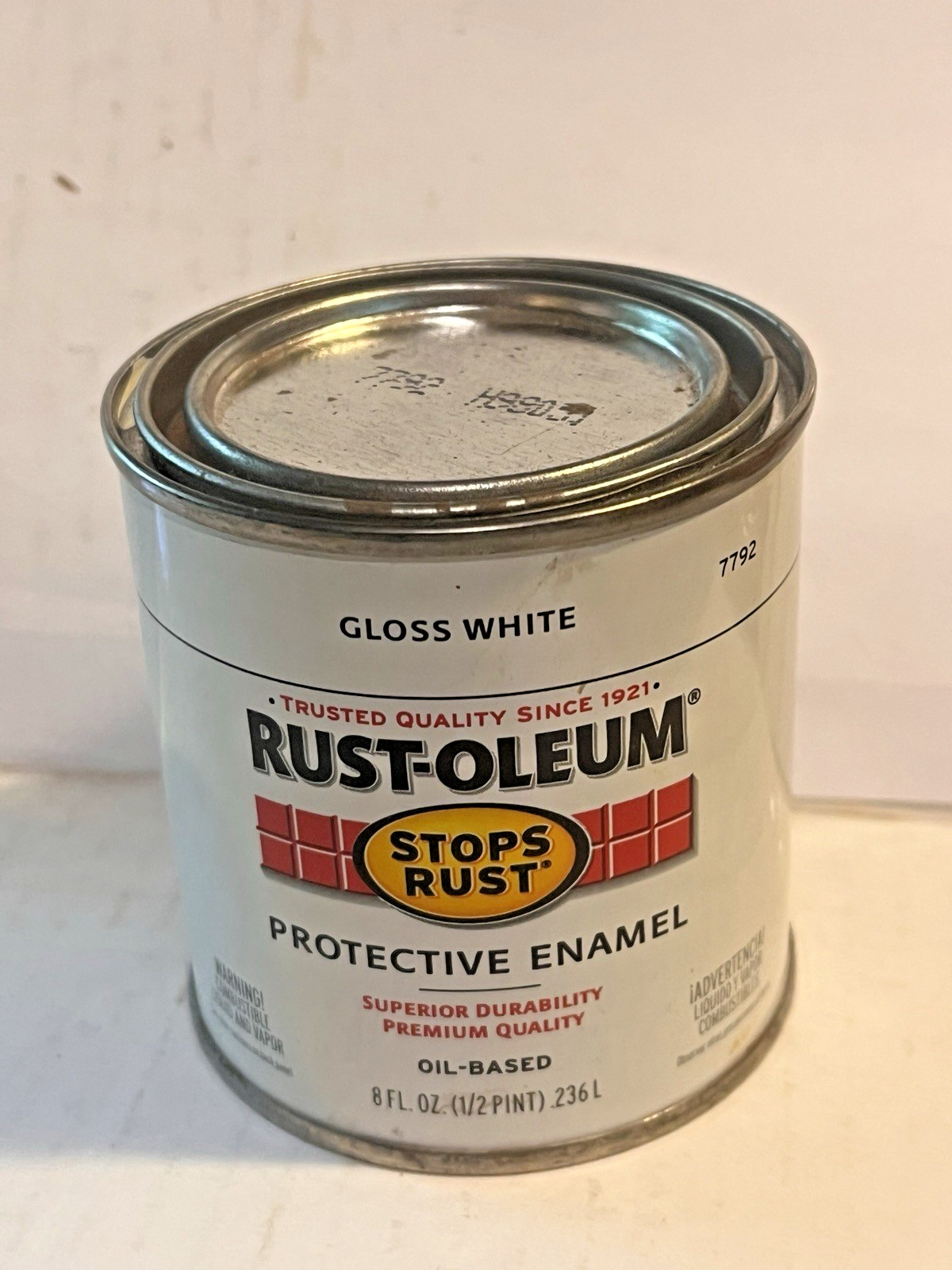 Rust Oleum “Gloss White” Anti Rust Enamel, 8 oz 7792