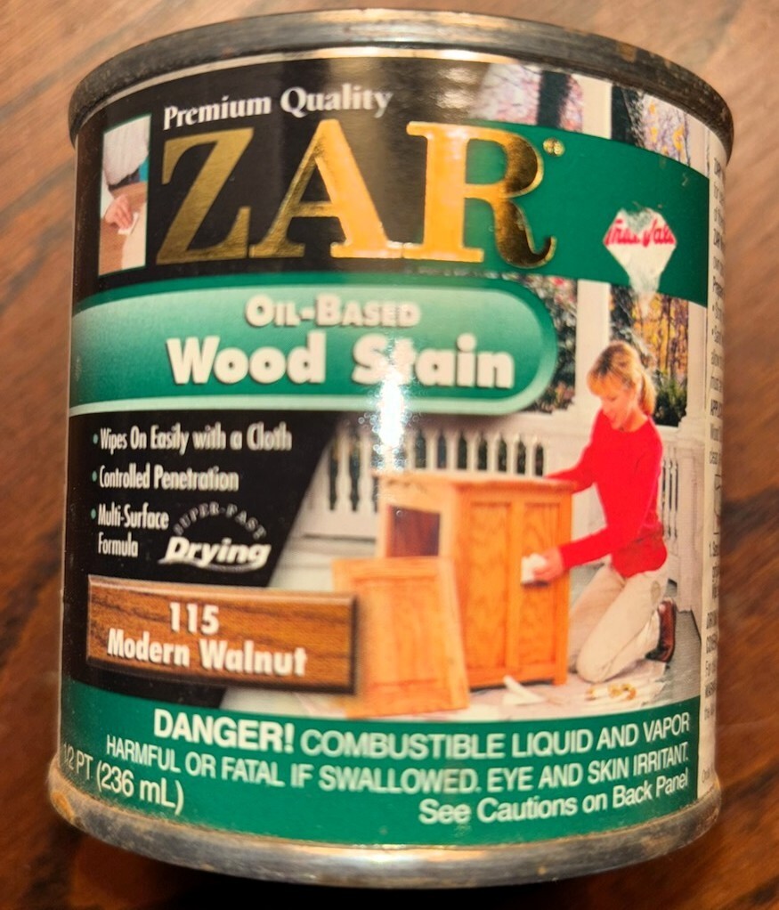 Zar Interior Stain 115 Modern Walnut 1/2 pint