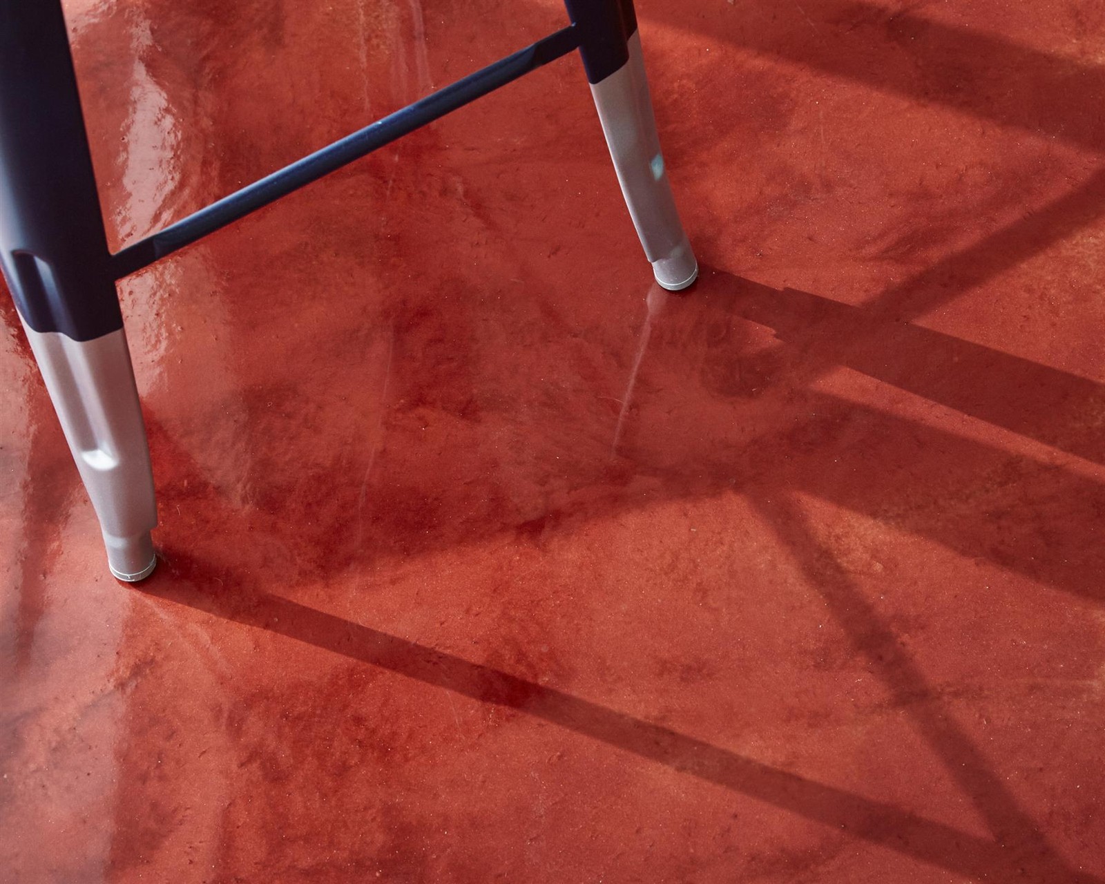 RockSolid Metallic Floor Coating Kit, Cherry Bomb, High Gloss, 80 Oz – 286896