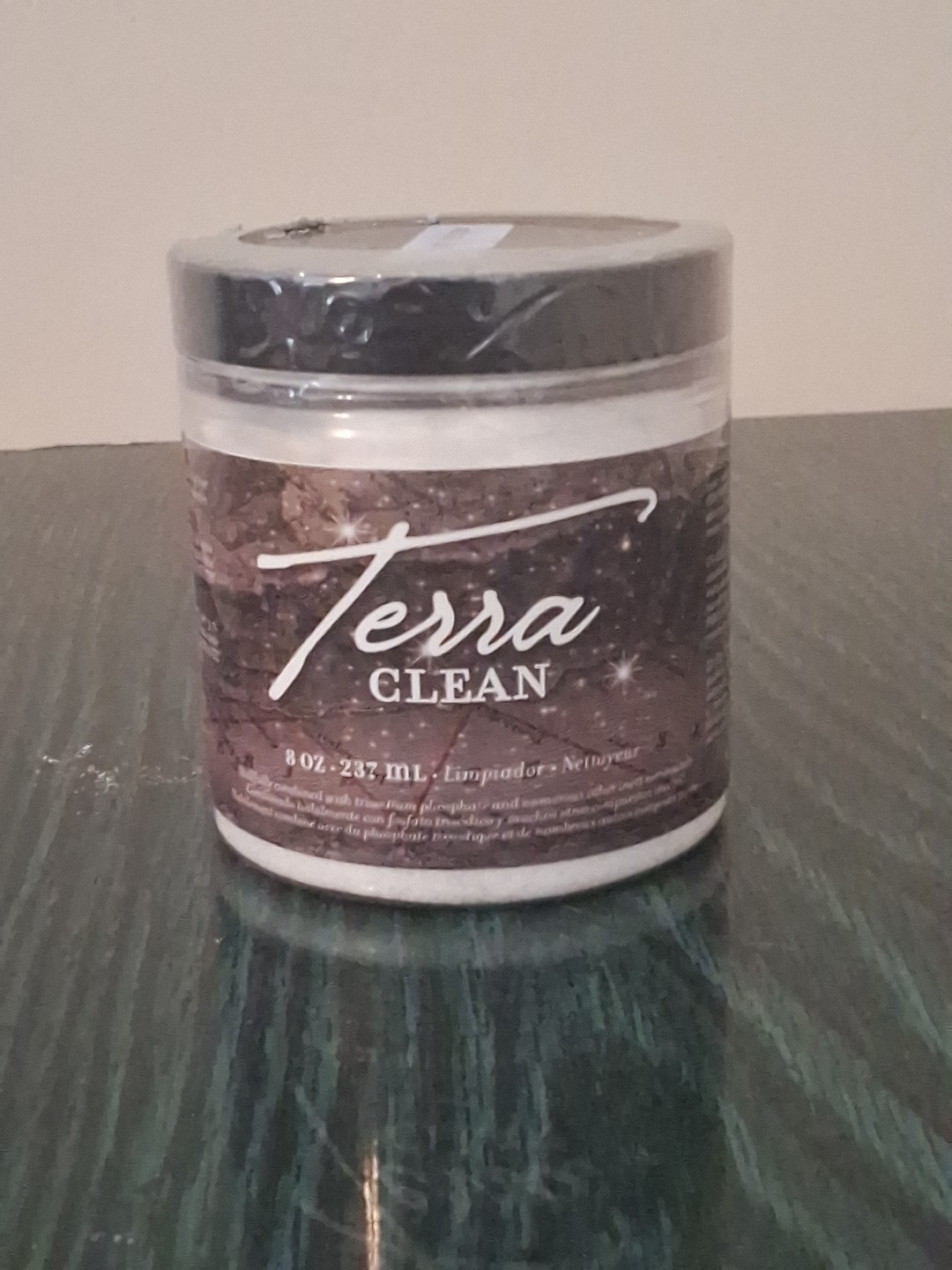 Dixie Belle Paint Company Terra Clean