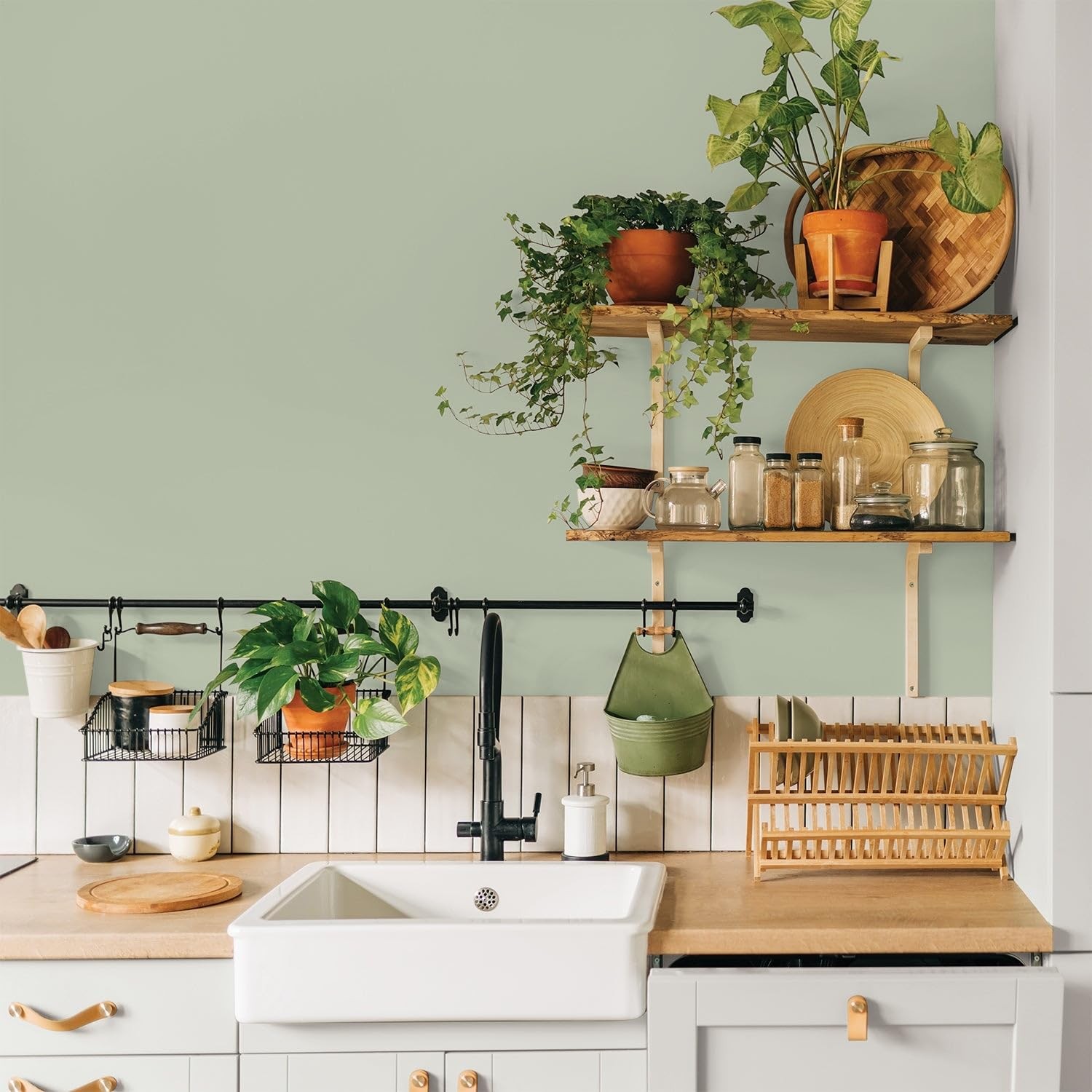 Glidden Total Interior Wall Paint & Primer, Light Sage/Green, Eggshell, Durable