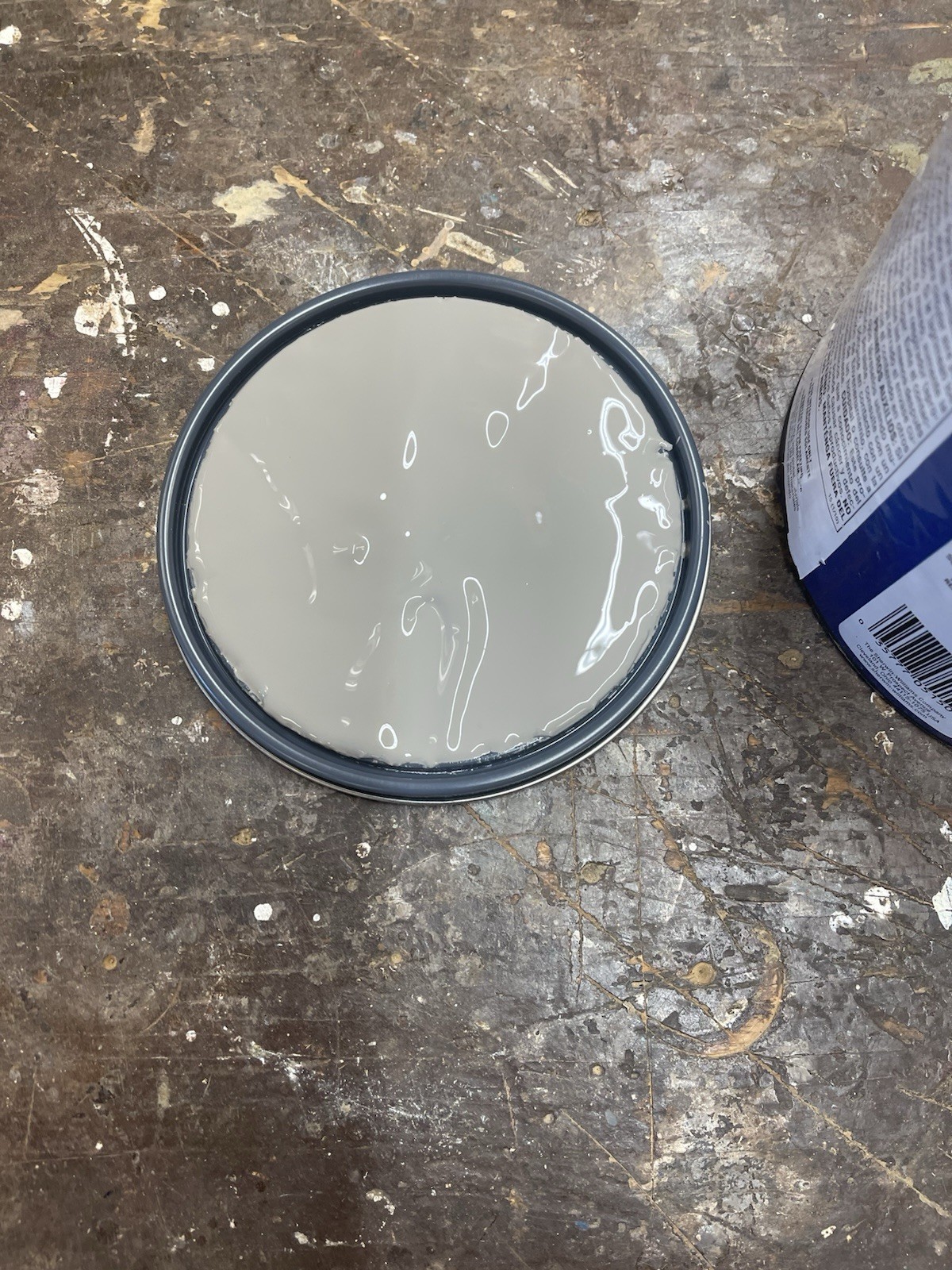 1 Gallon Sherwin Williams Super Paint Interior Semi-Gloss/ 7018 Dovetail Gray