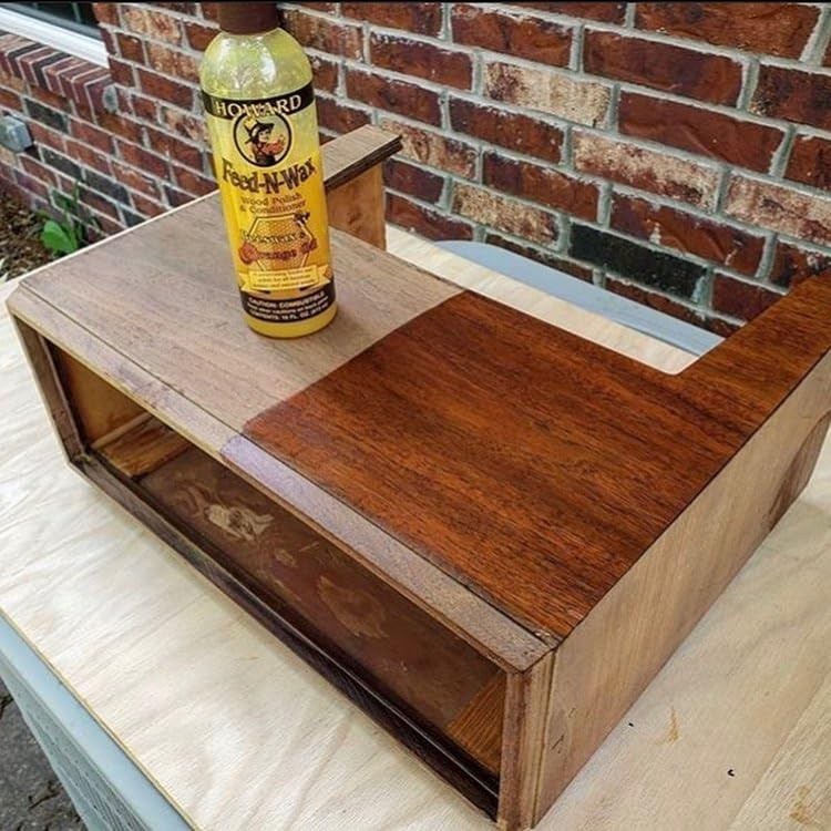 Feed and Wax Wood Polish 64 Fl Oz Carnauba Beeswax Conditioner for Furniture