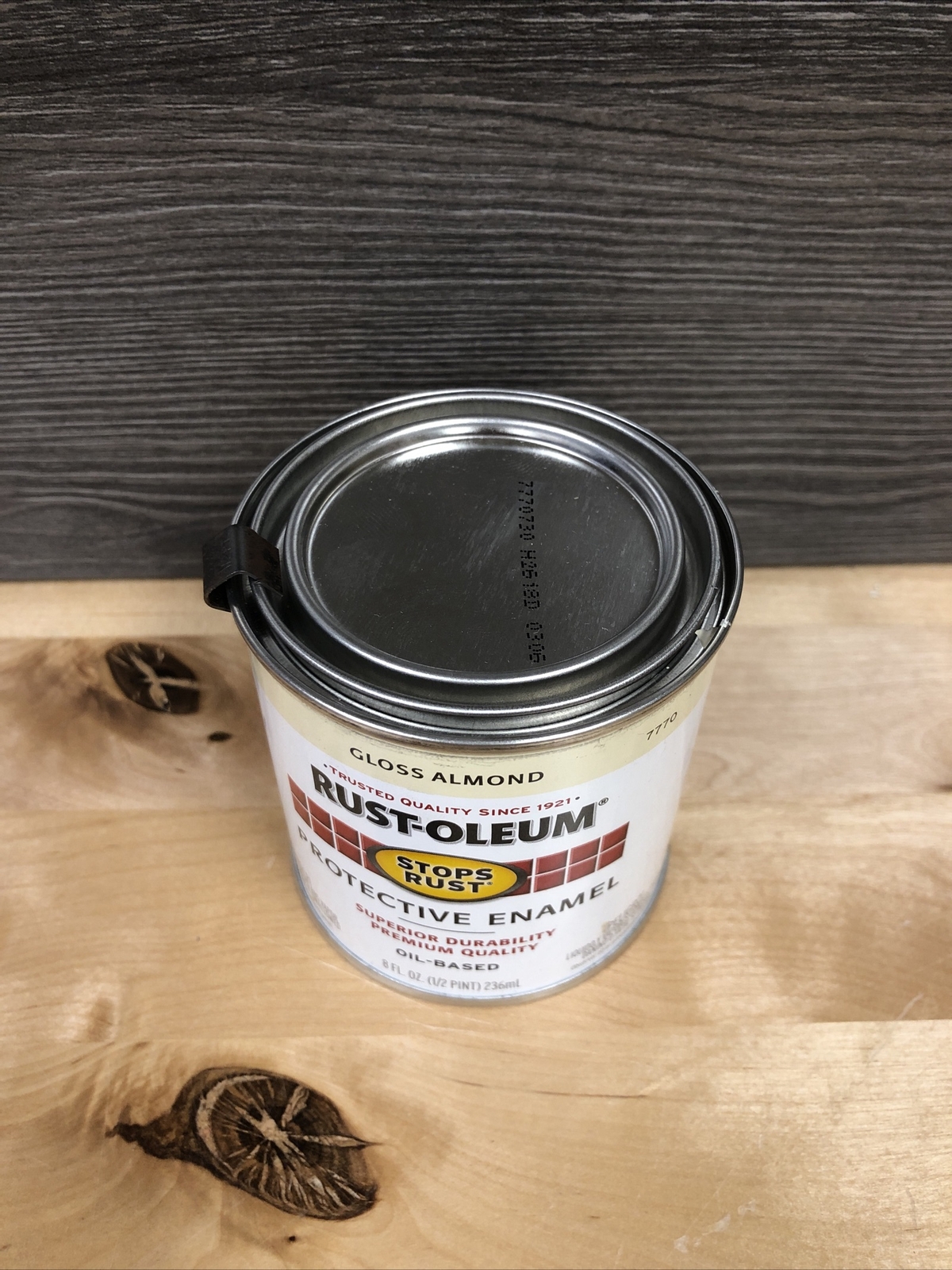 Rust-Oleum 7770730 Protective Enamel, 1/2-Pint, Gloss Almond New