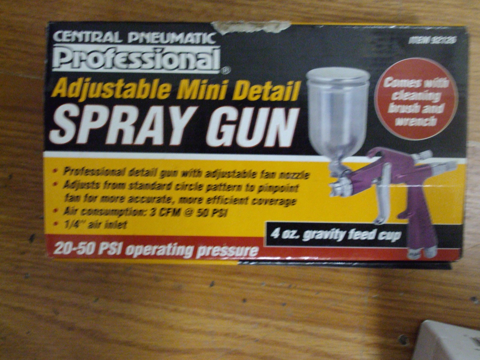 4 Central Pneumatic Astro Pneumatic. Professional Paint Spray Guns New In Box