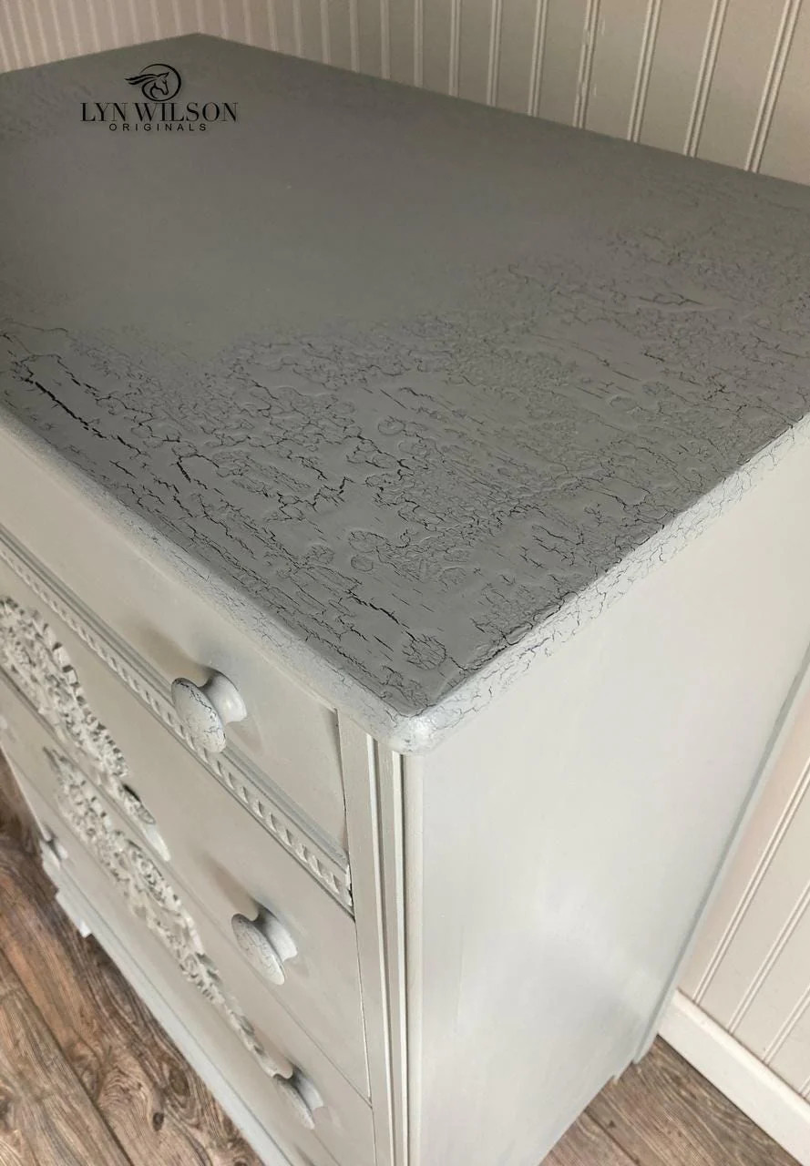 CRACKLE | Dixie Belle Paint | Create An Aged Effect | Crafts | Furniture