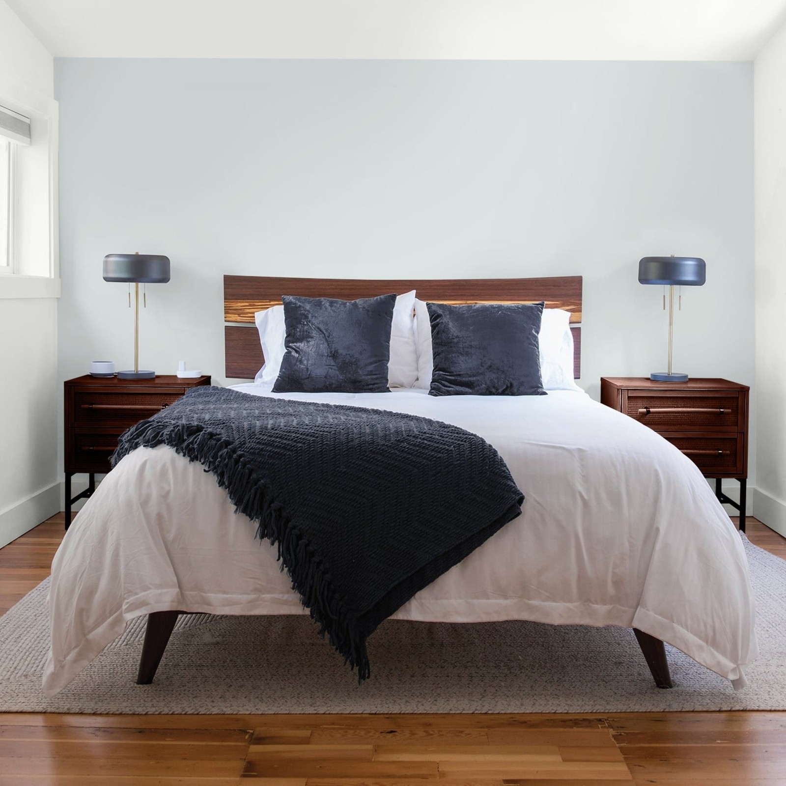 Gray Blue Flat Interior Paint 1 Gallon Low Odor for Walls Durable For Bedroom