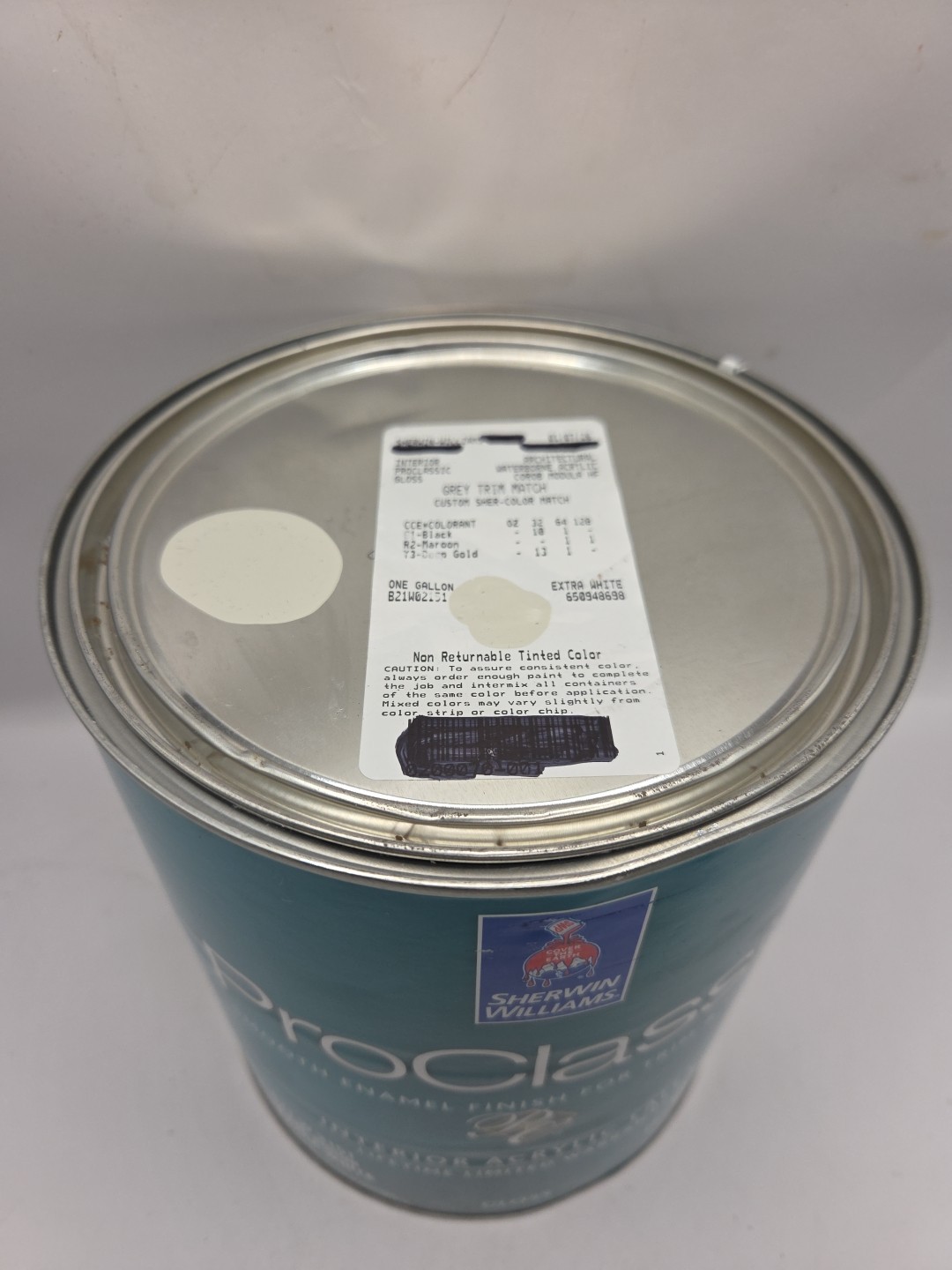 1 Gallon Sherwin Williams Pro Classic Interior Gloss Color Icy Avalan