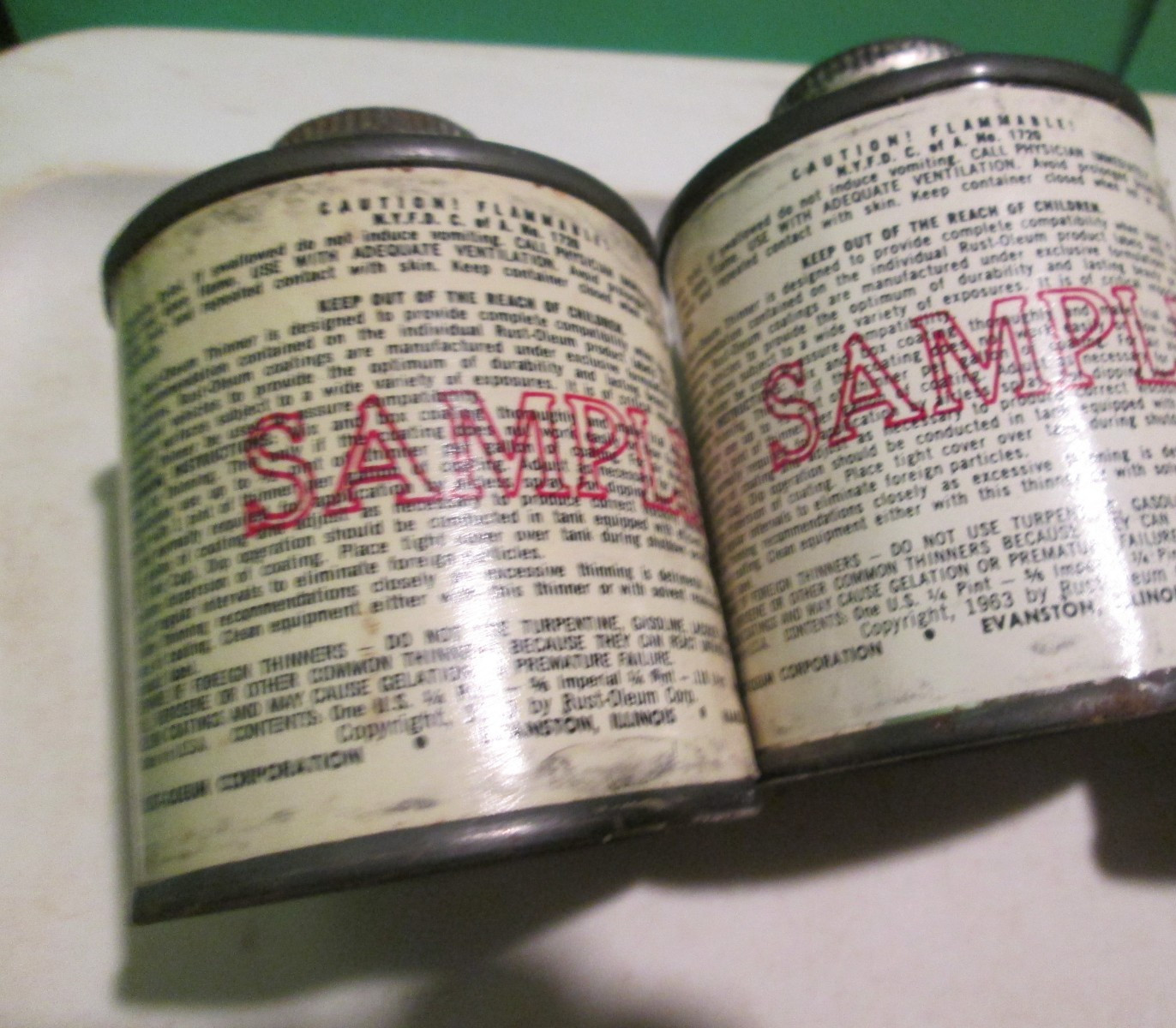 2 VTG 1963 Rust-oleum METAL TIN CAN PAPER LABEL SAMPLE CONE TOP 1401