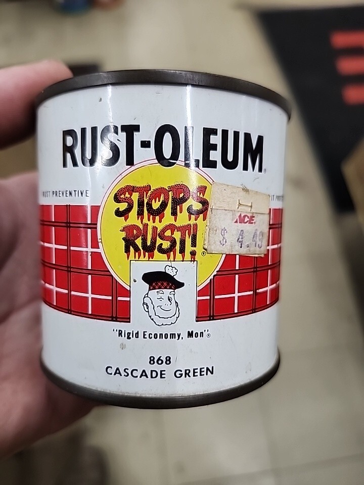 Vintage Rust oleum Cascade Green Quart