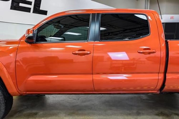 Gloss Paint Protection Film – – Invisible Paint Shield for Auto 12″ x 12″