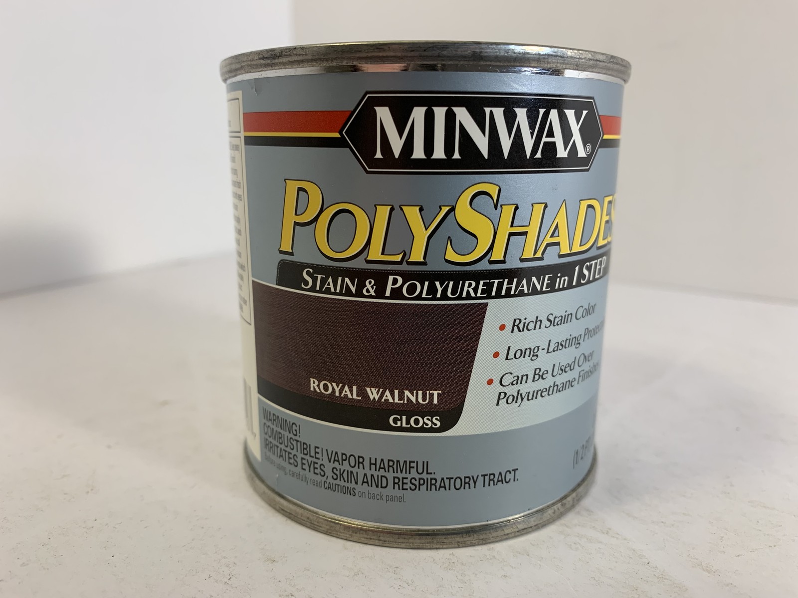 Minwax PolyShade Stain & Polyurethane Royal Walnut Gloss 1/2 Pint (8 fl oz)