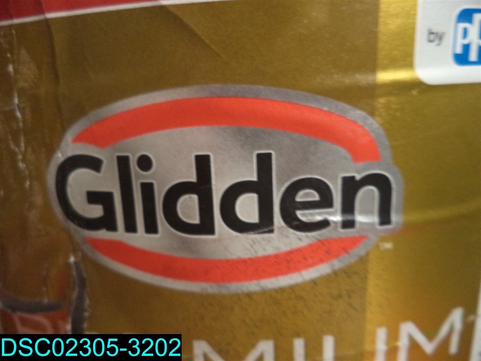 5 Gallons: Glidden Premium Exterior Latex Paint Flat Base3 022367568337