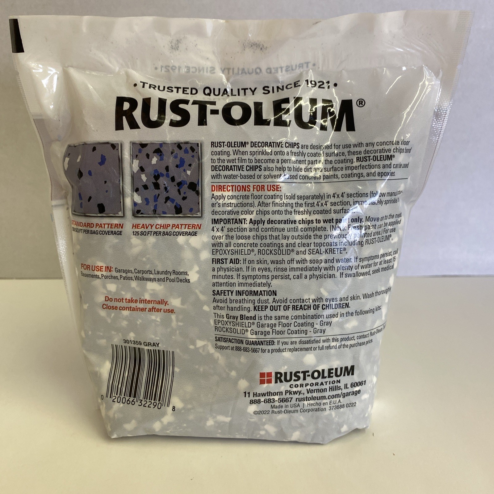 NIP Rust-Oleum Grey Blend Decorative Color Chips 1 lb.