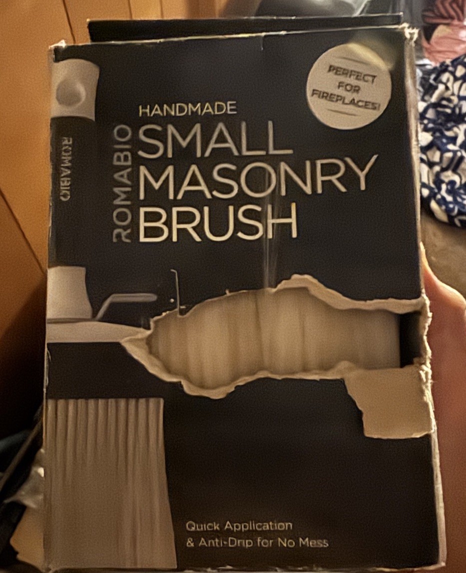 Romabio Small Masonry Brush for Mineral Paint & Limewash