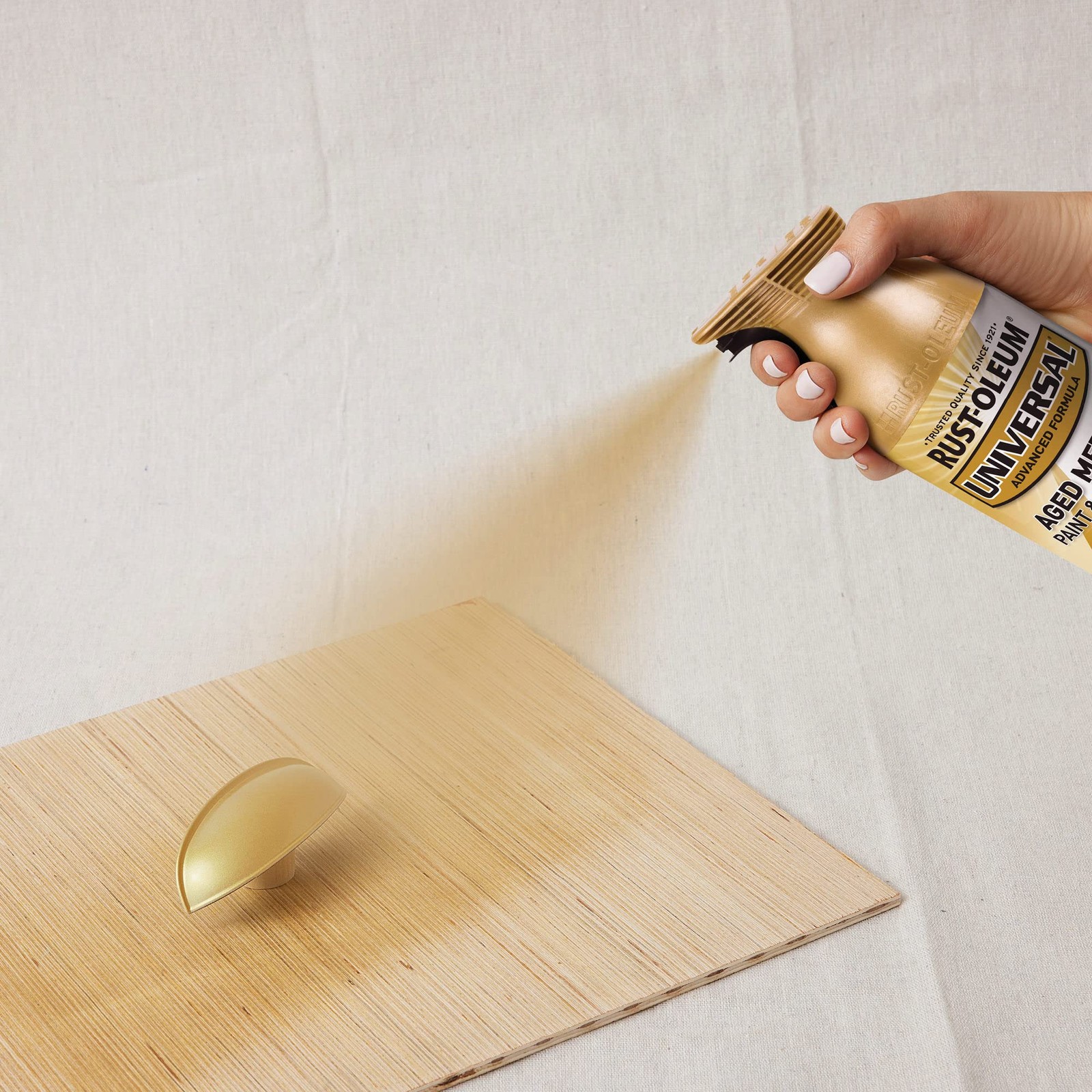 Rust-oleum Universal Vintage Gold Spray Paint 11Oz All Surface Oil Based Durable