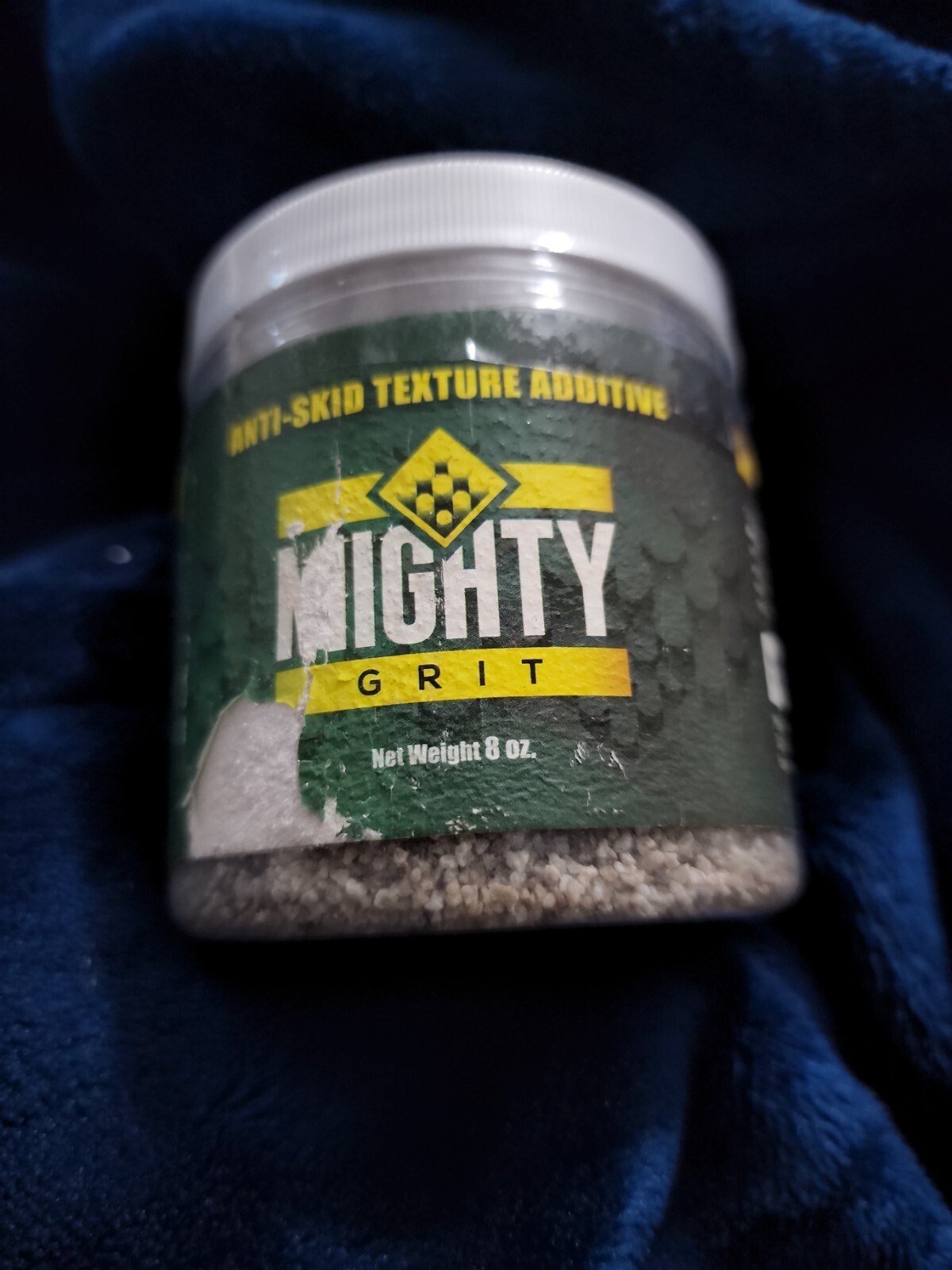 MIGHTY GRIT – Anti Skid Texture AddItive (8oz)