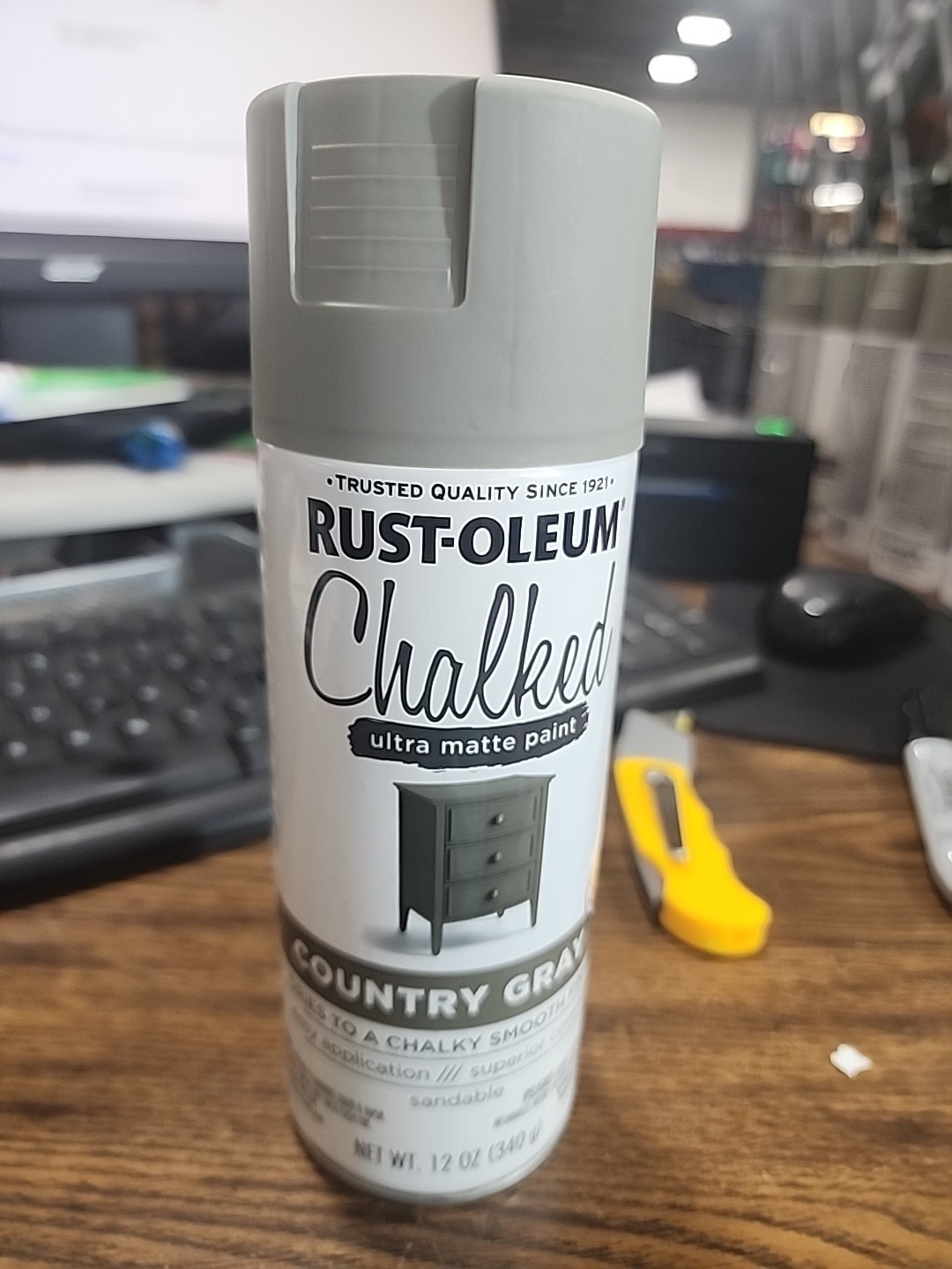 Rustoleum 302593 12 Oz Country Gray Chalked Ultra Matte Spray Paint