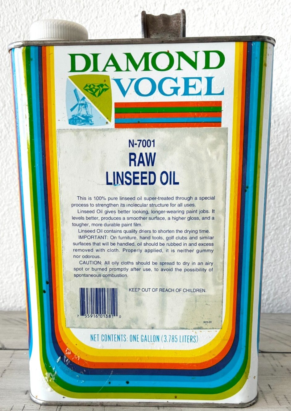 Diamond Vogel RAW Linseed Oil 1 gallon Full Vintage Can N-7001 Rainbow Graphic