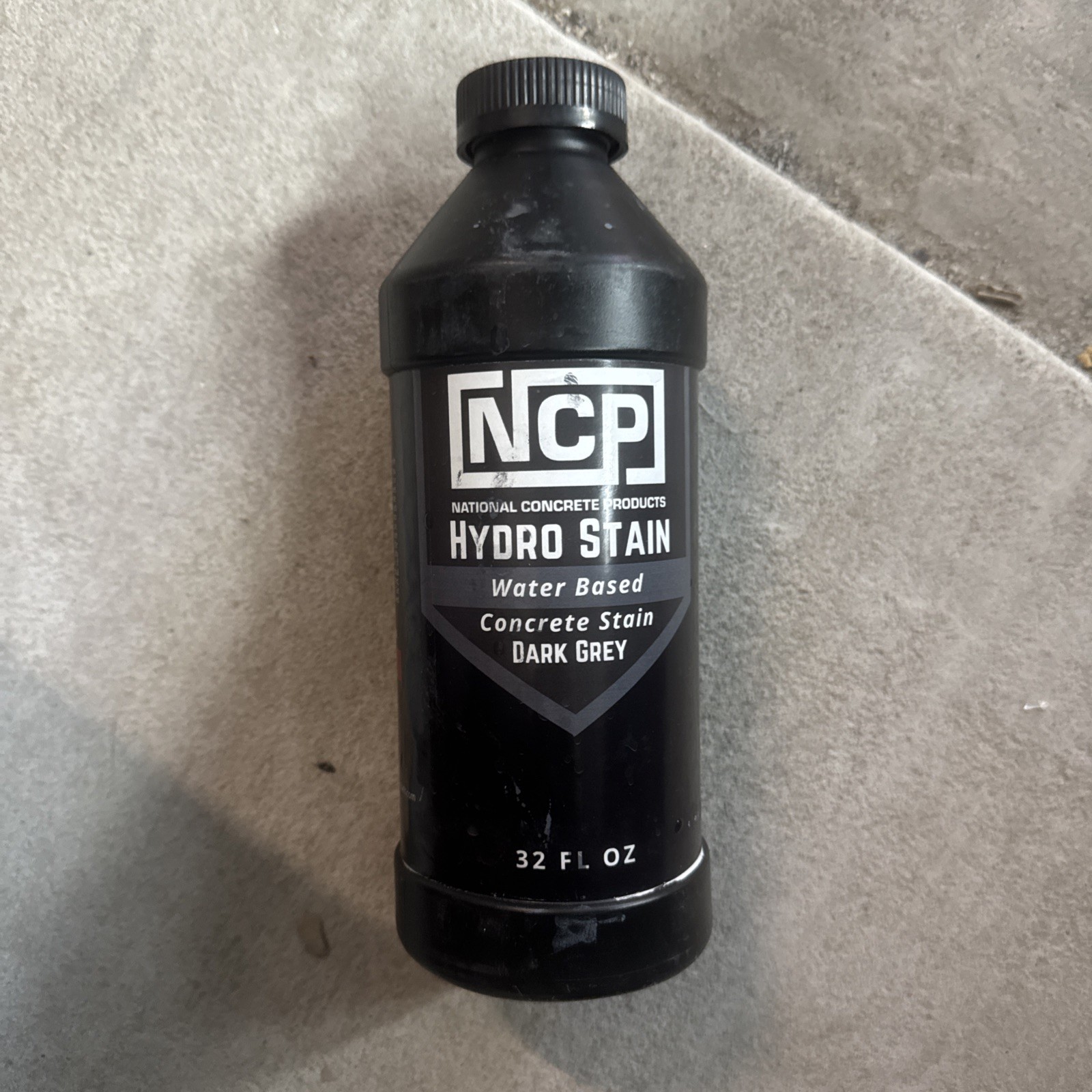 NCP Water Based Concrete Stain – Dark Grey Hydro Stain 32 fl Oz