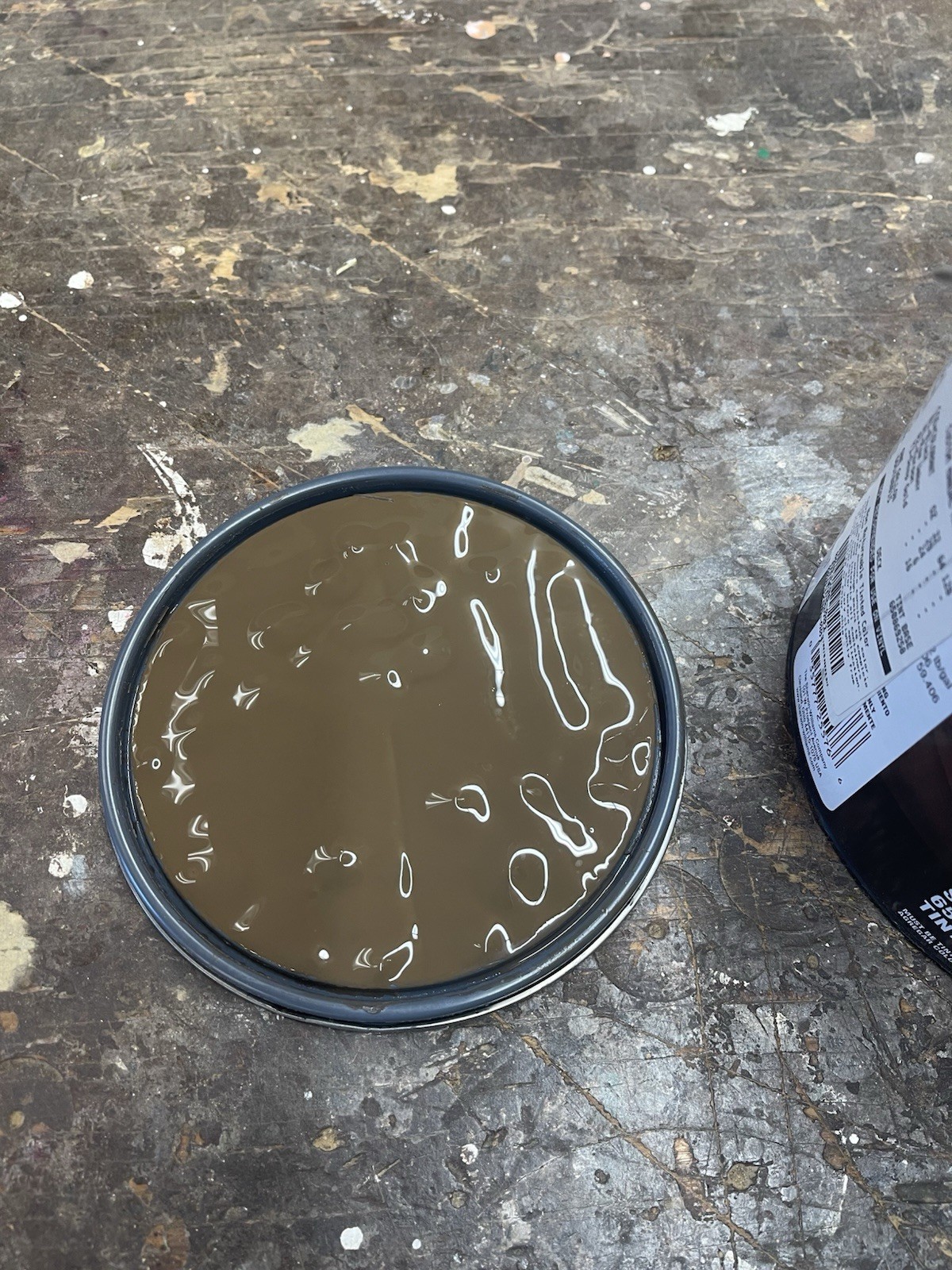 1 Gallon Sherwin Williams Super Deck Semi-Solid Color Stain/ Chestnut Brown