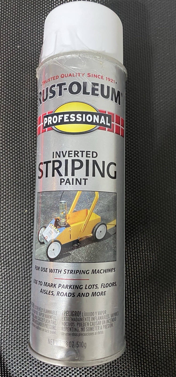 Rust-Oleum Professional Inverted Striping Paint 18 oz White NEW